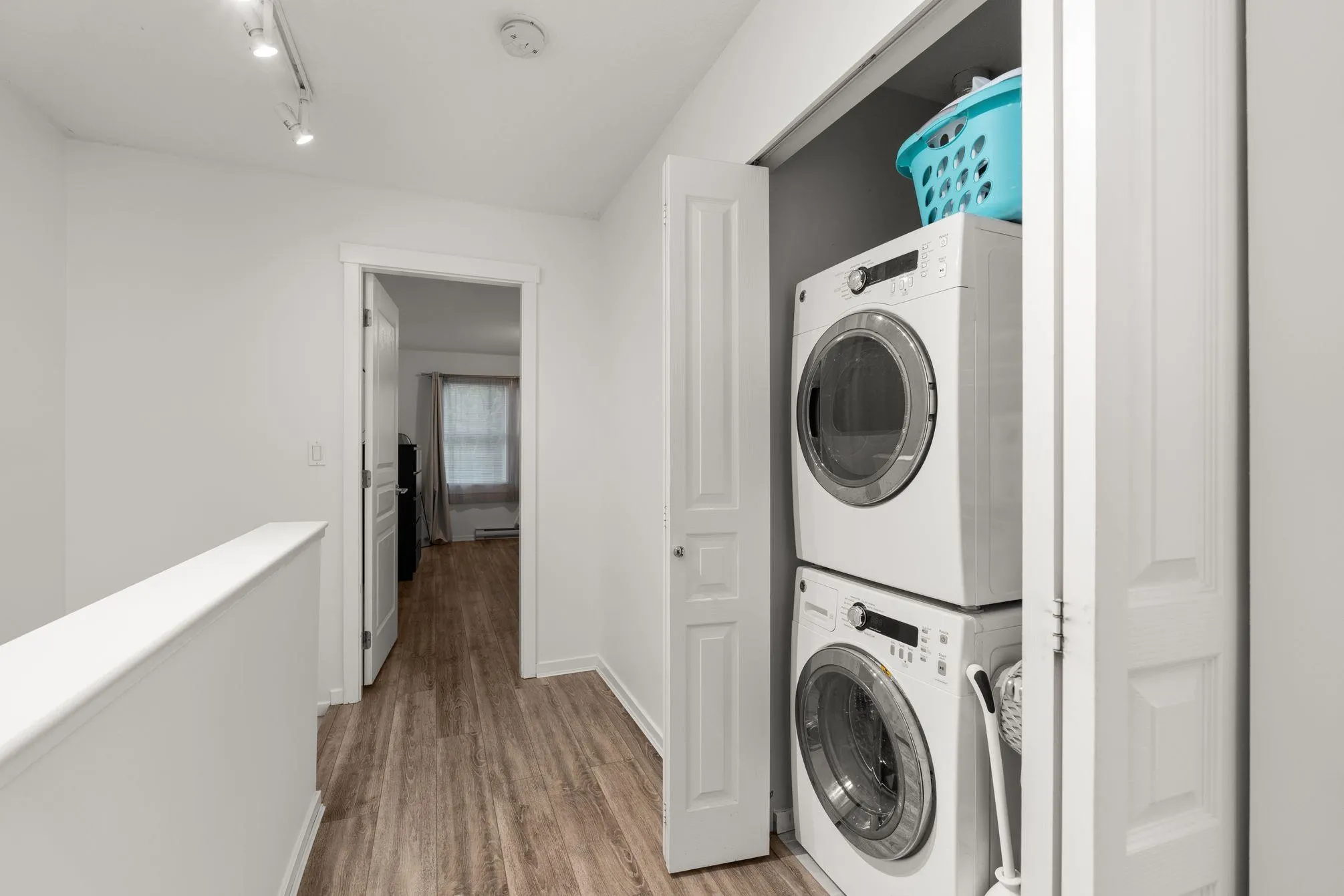 14 10415 Delsom Crescent