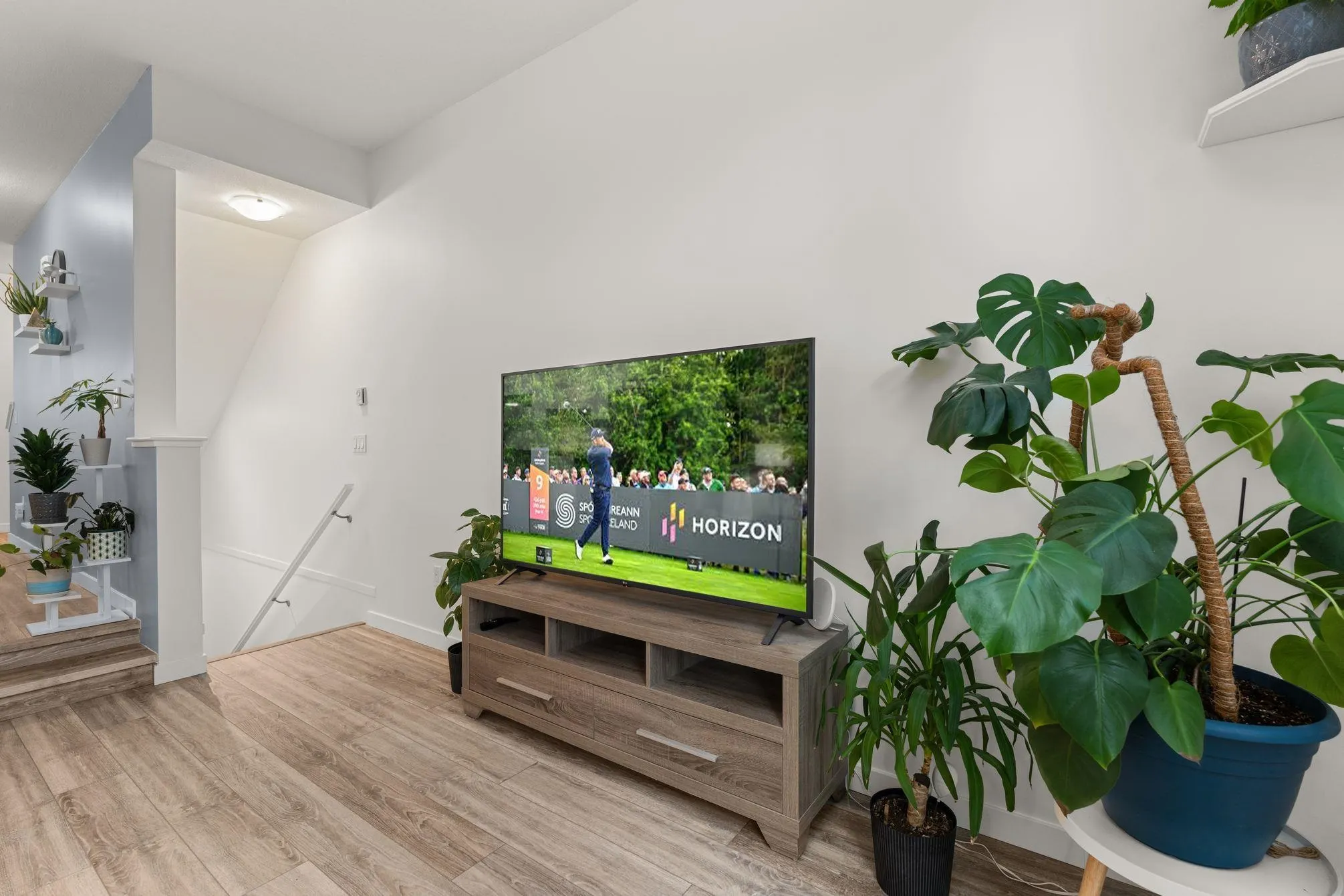 14 10415 Delsom Crescent