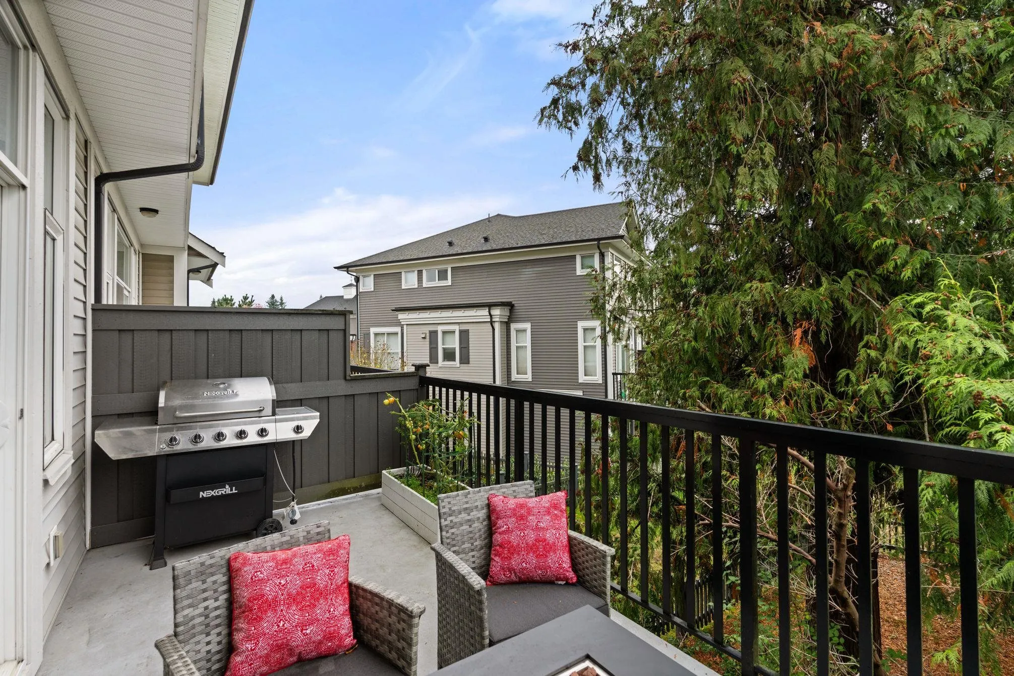 14 10415 Delsom Crescent