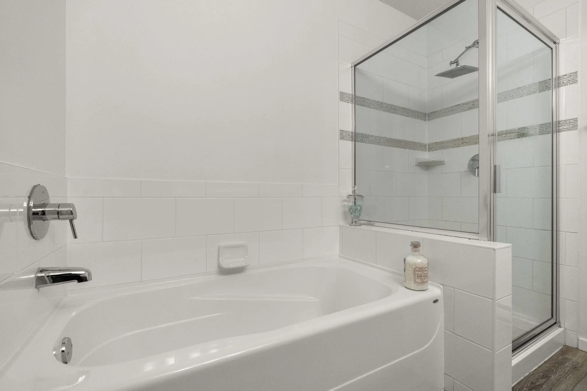 14 10415 Delsom Crescent