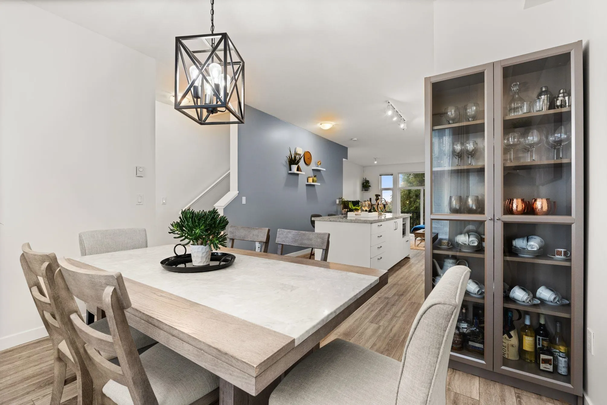 14 10415 Delsom Crescent