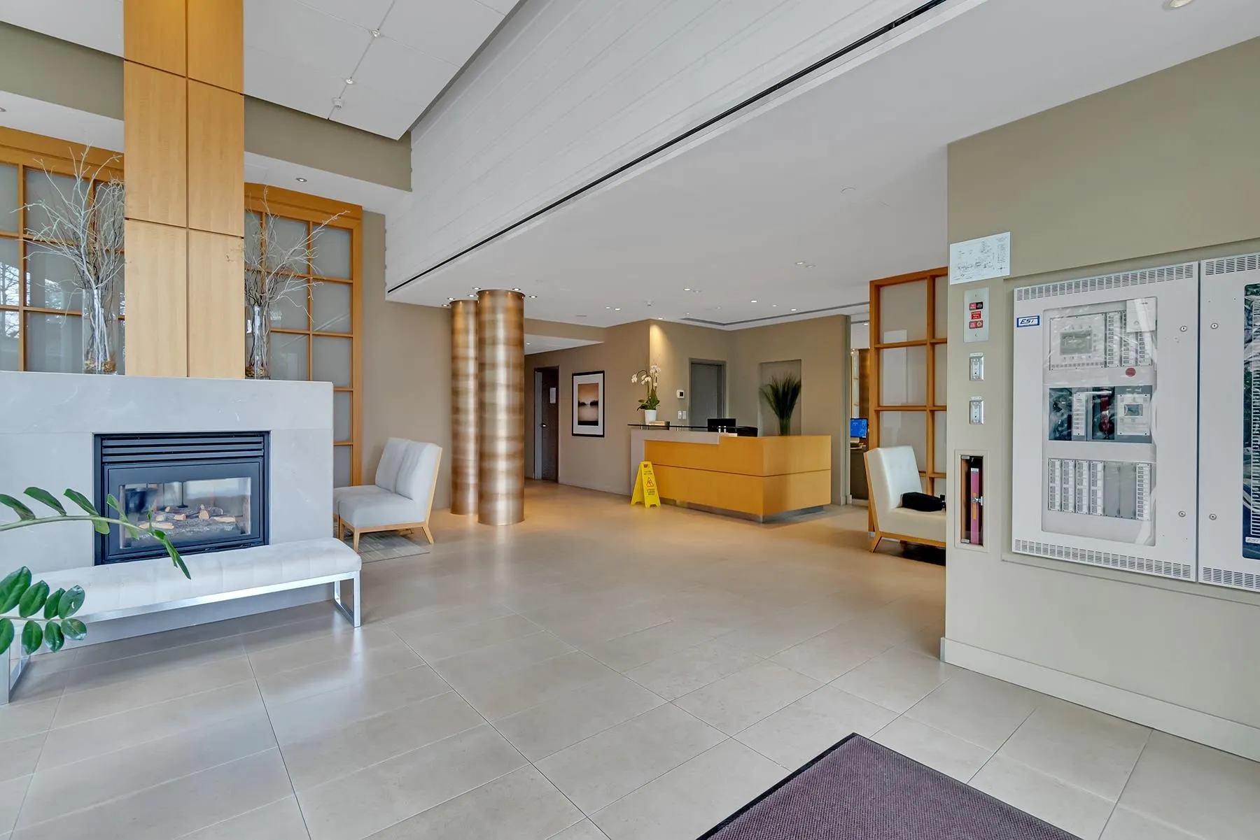 1904 1616 Bayshore Drive