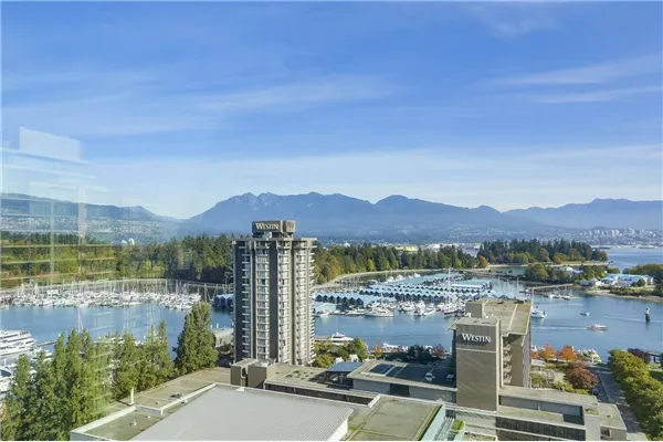 1904 1616 Bayshore Drive