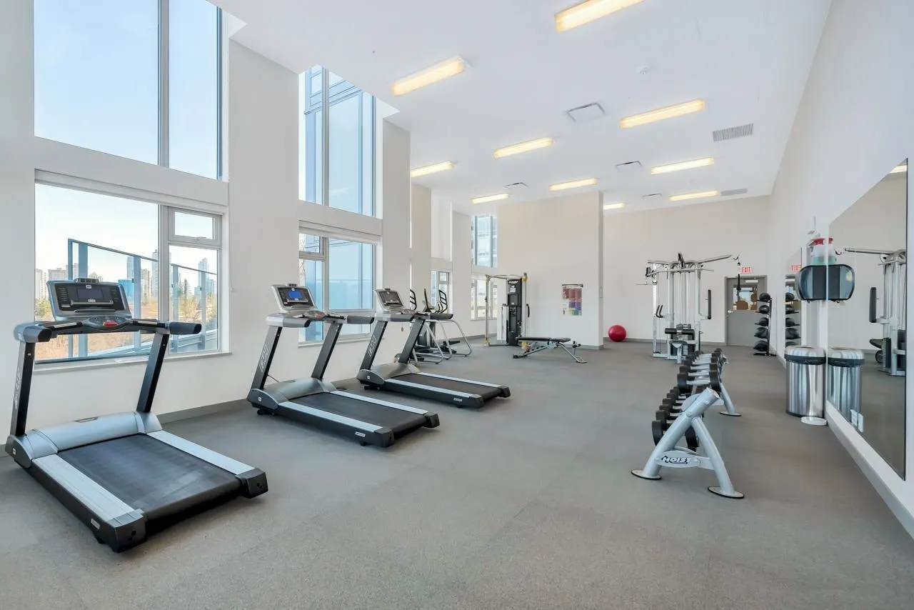 2101 5470 Ormidale Street