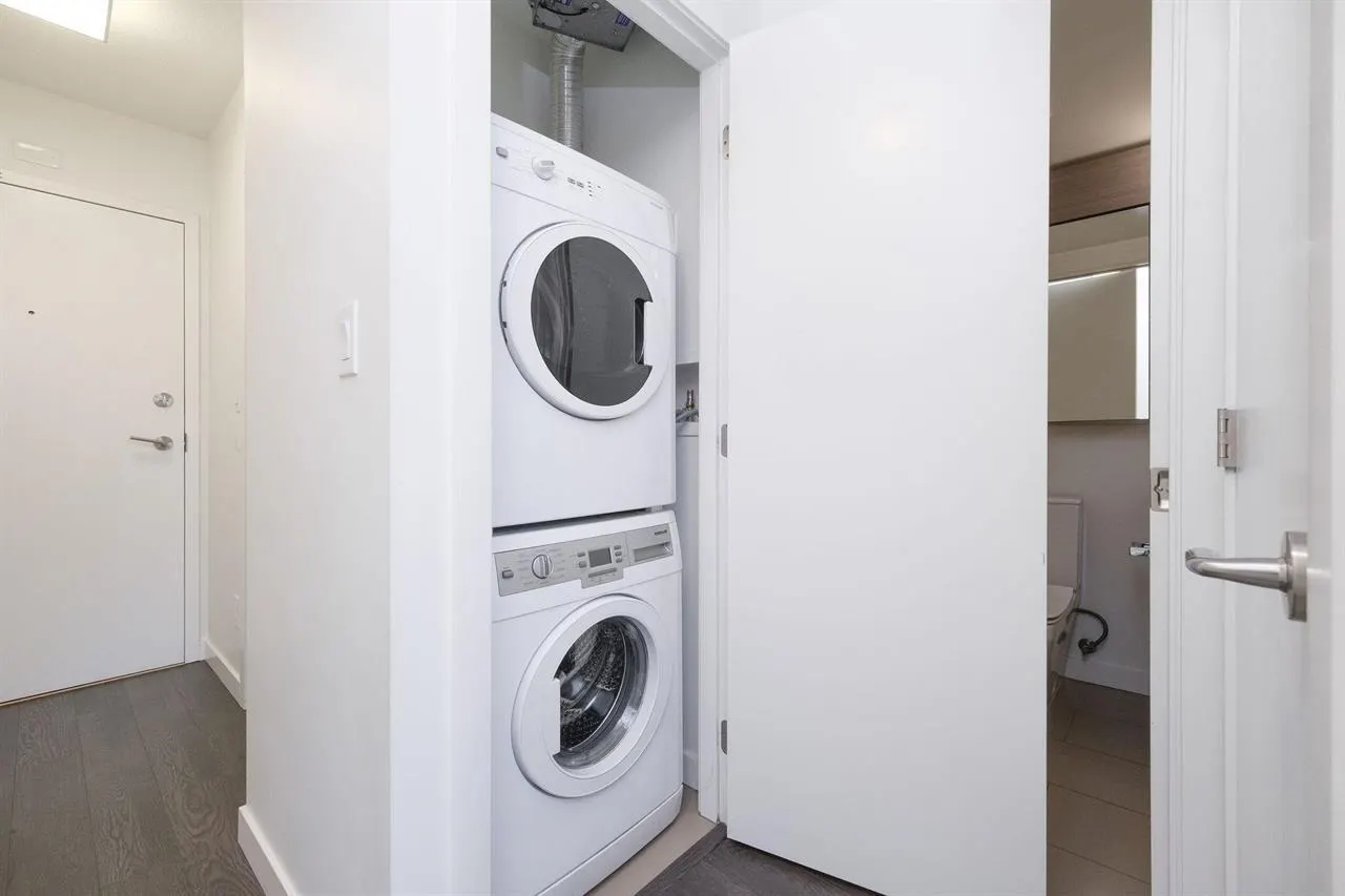 2101 5470 Ormidale Street