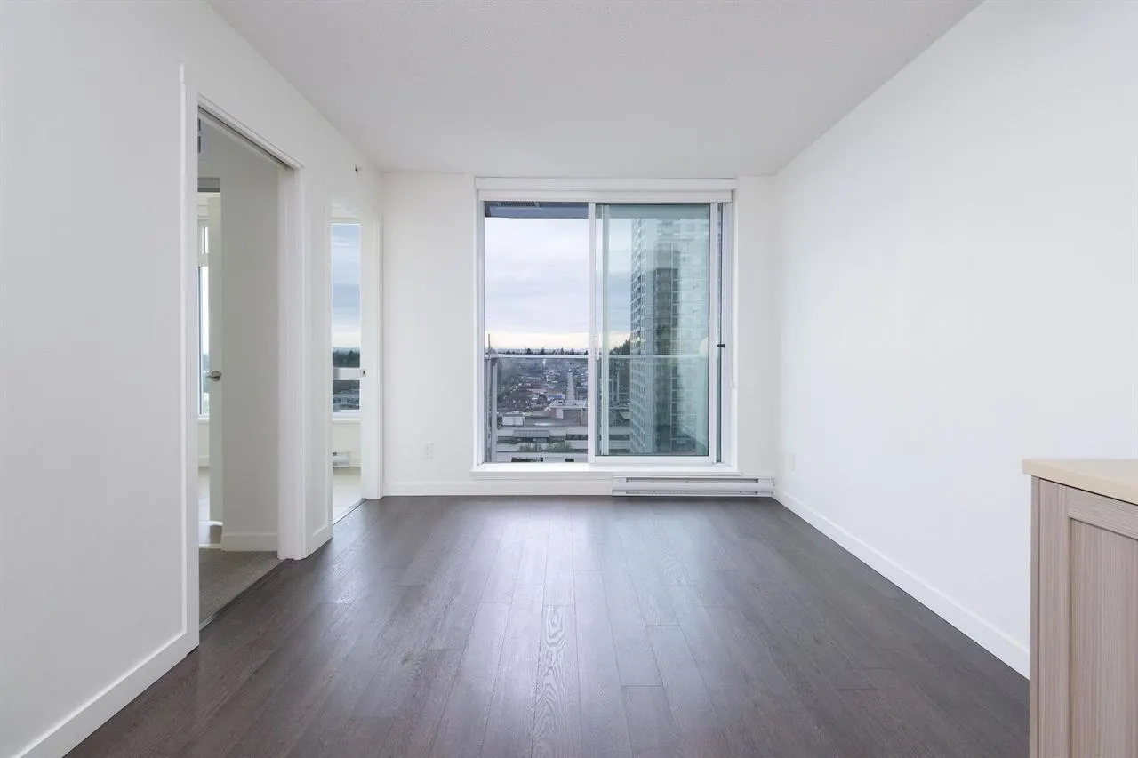 2101 5470 Ormidale Street