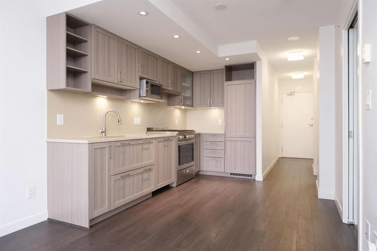 2101 5470 Ormidale Street