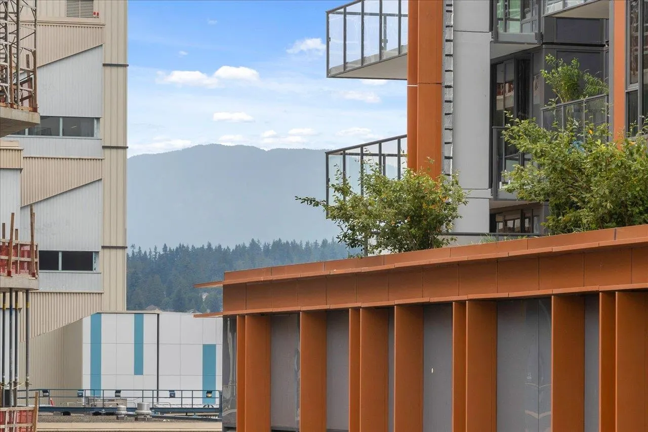 607 258 Nelson's Court