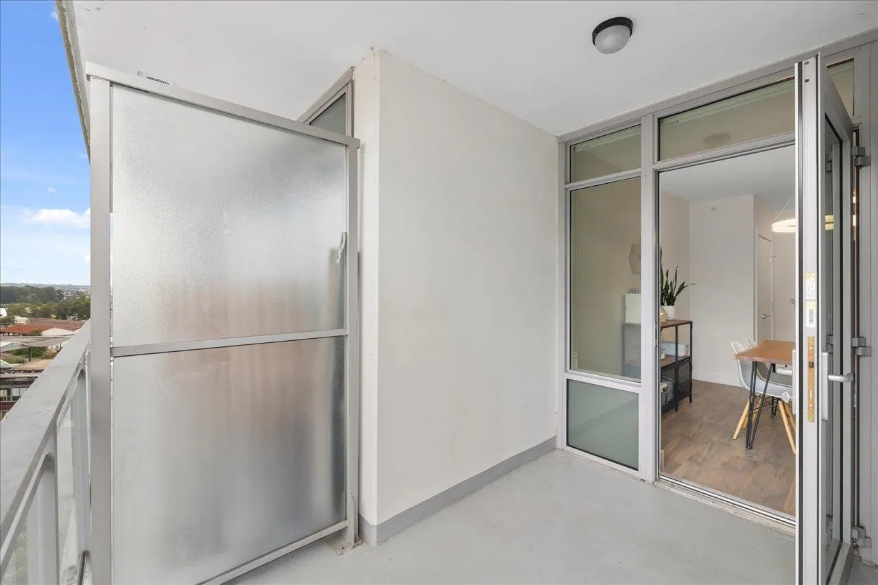 607 258 Nelson's Court