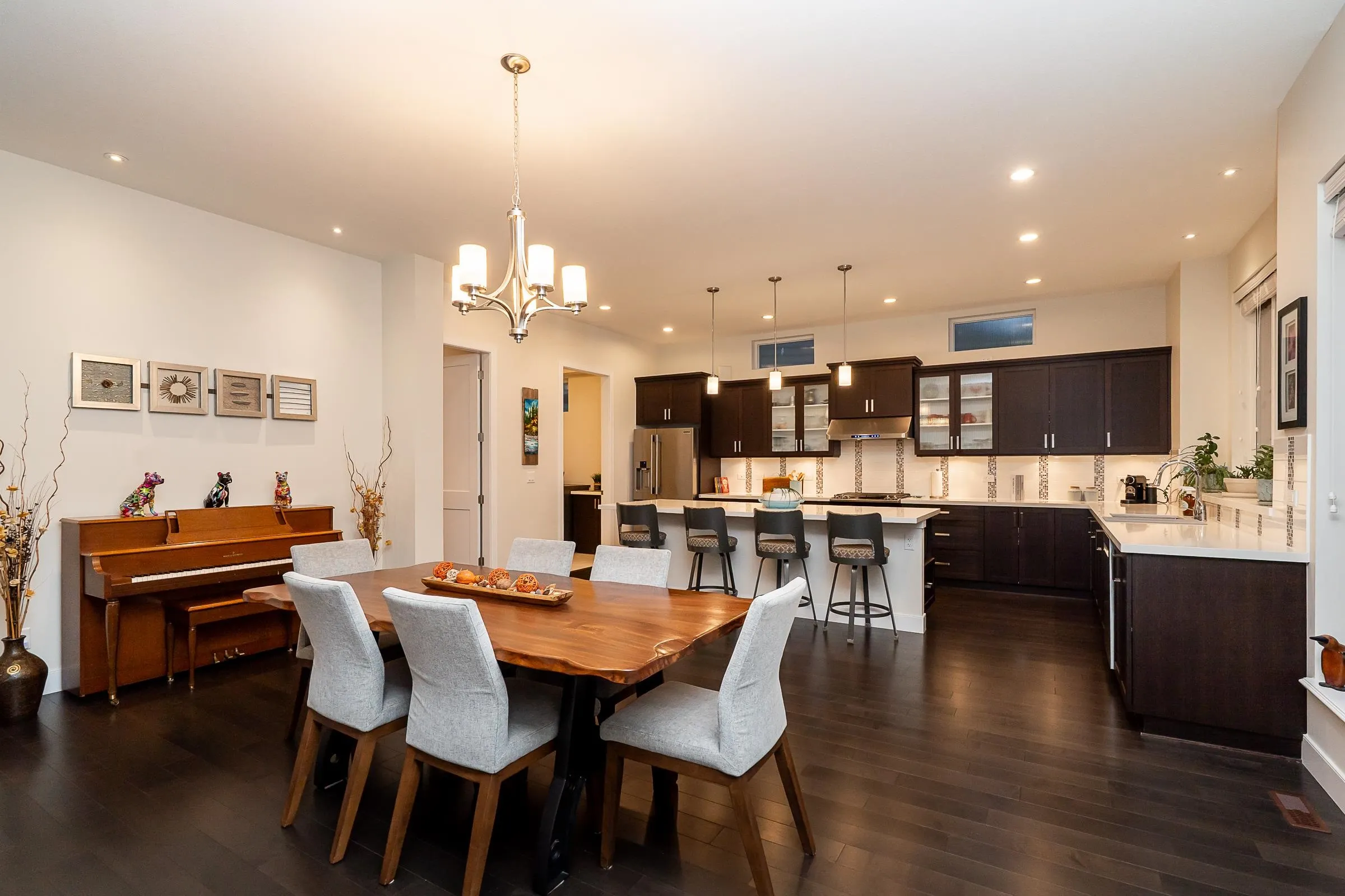 1468 Strawline Hill Street