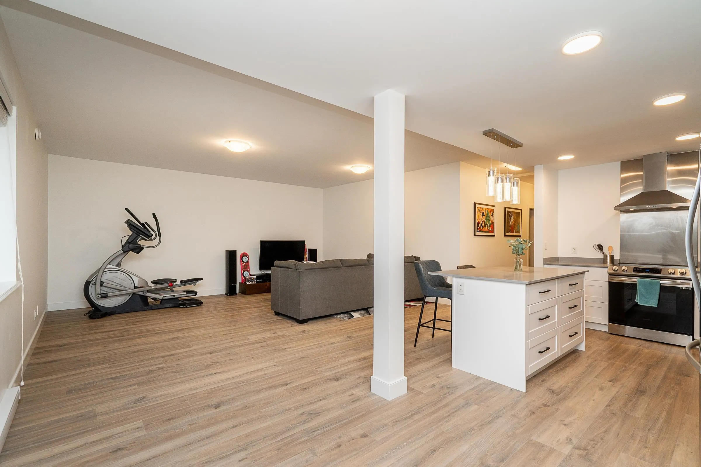 1468 Strawline Hill Street