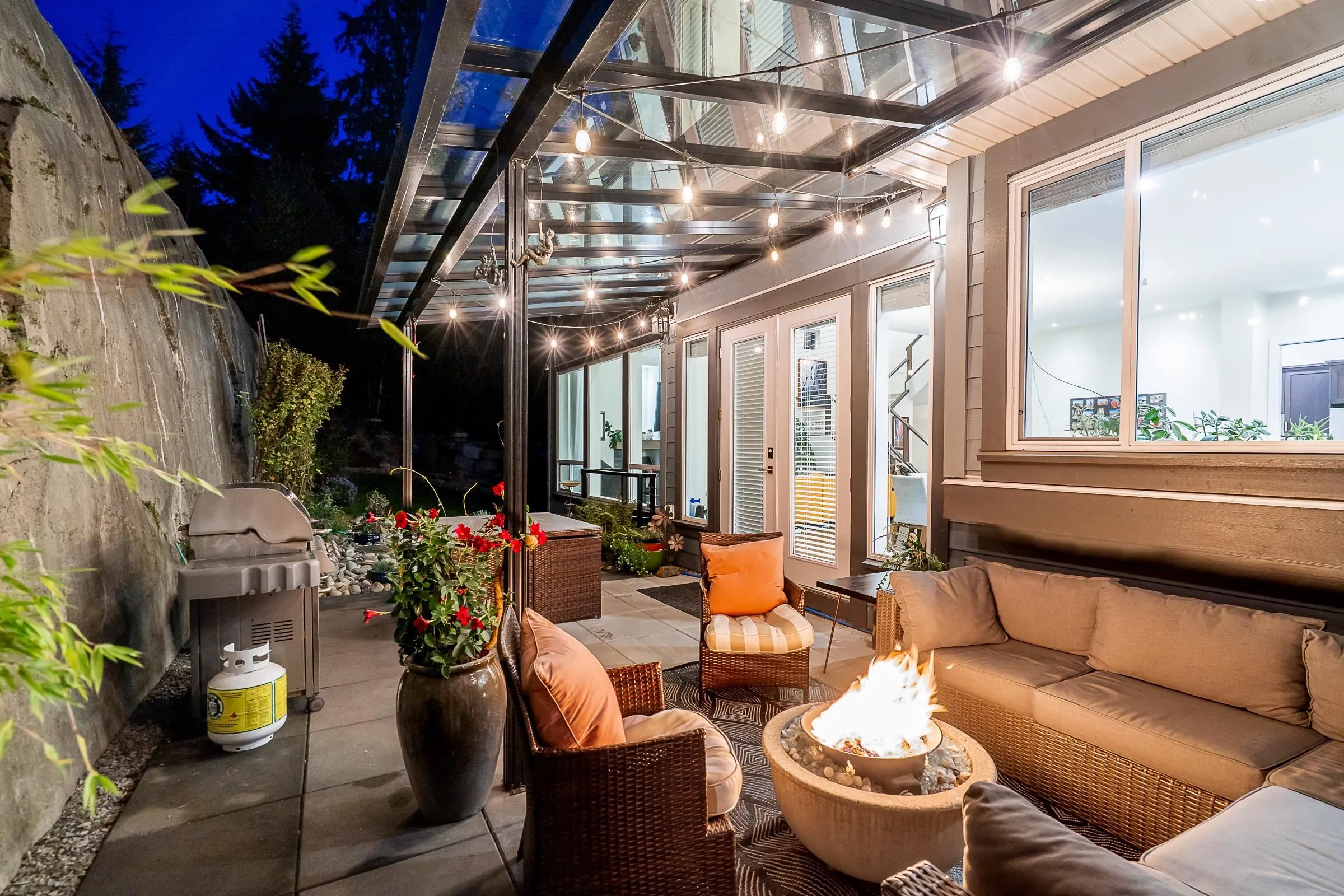 1468 Strawline Hill Street