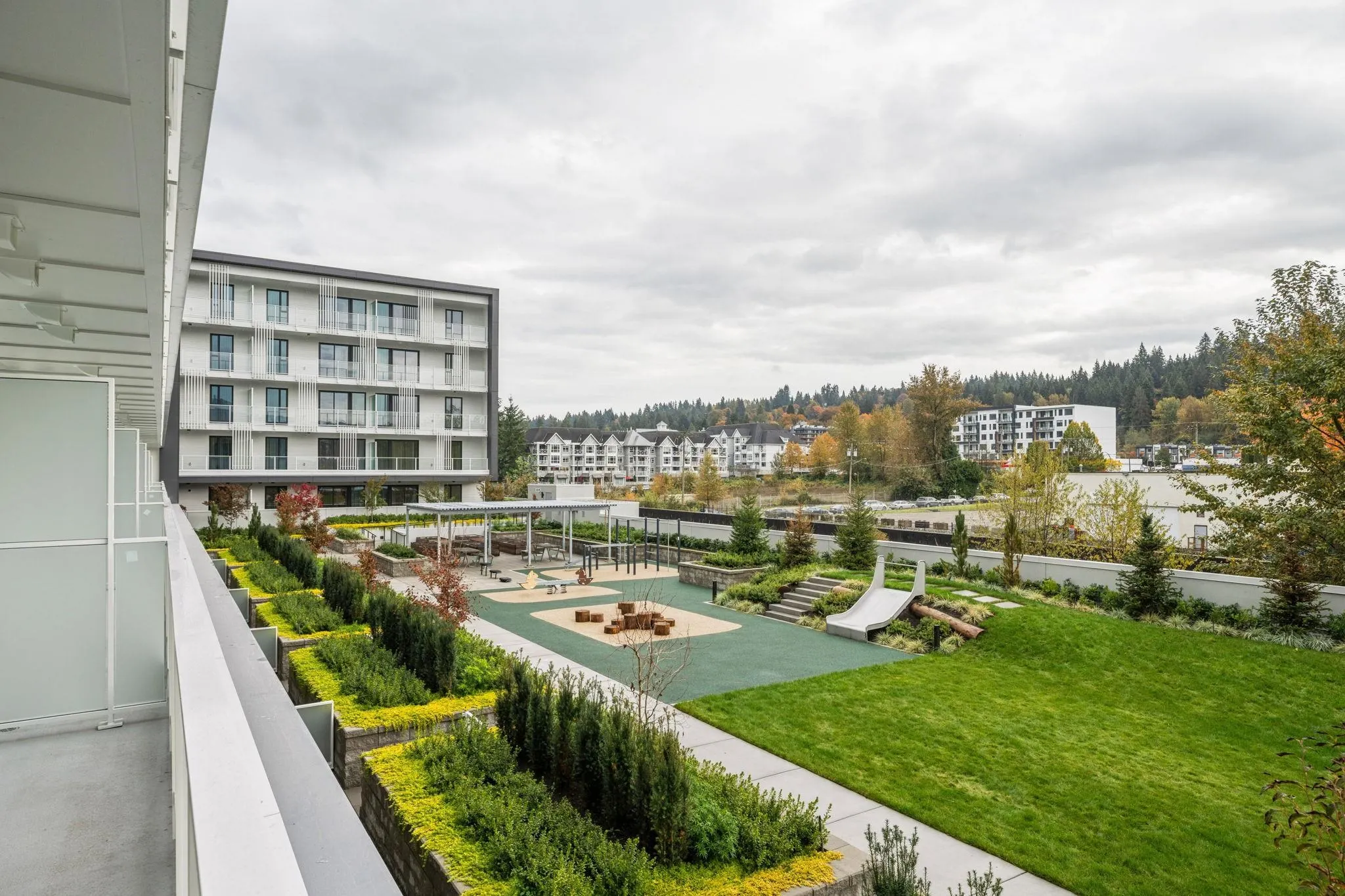 307 3075 Murray Street