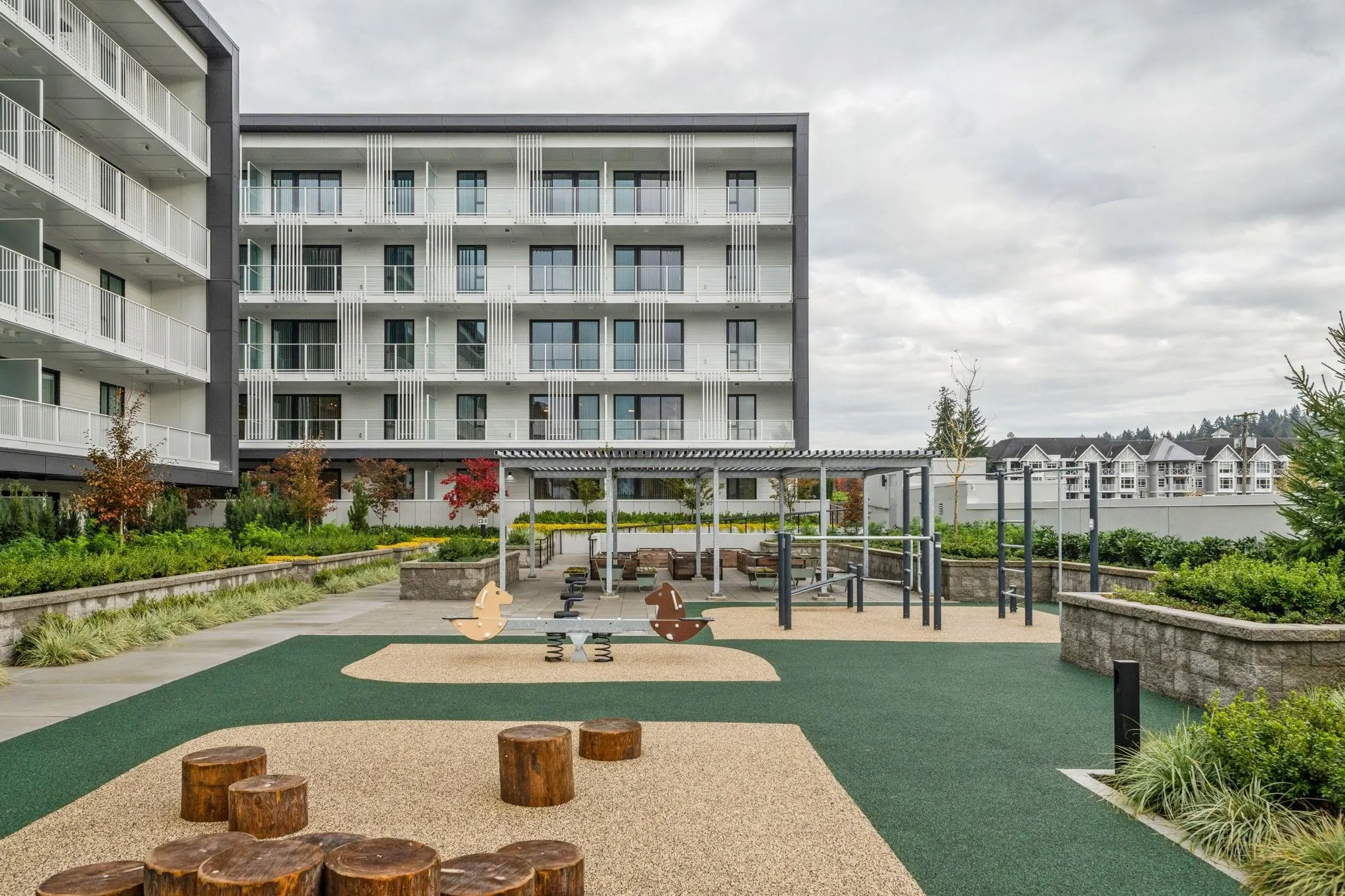 307 3075 Murray Street