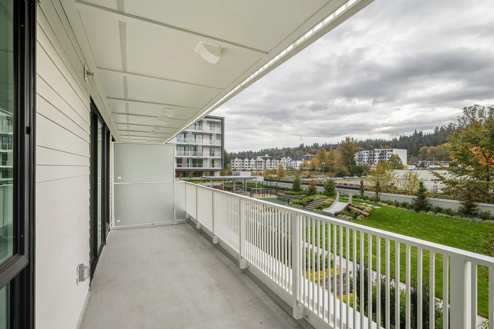 307 3075 Murray Street