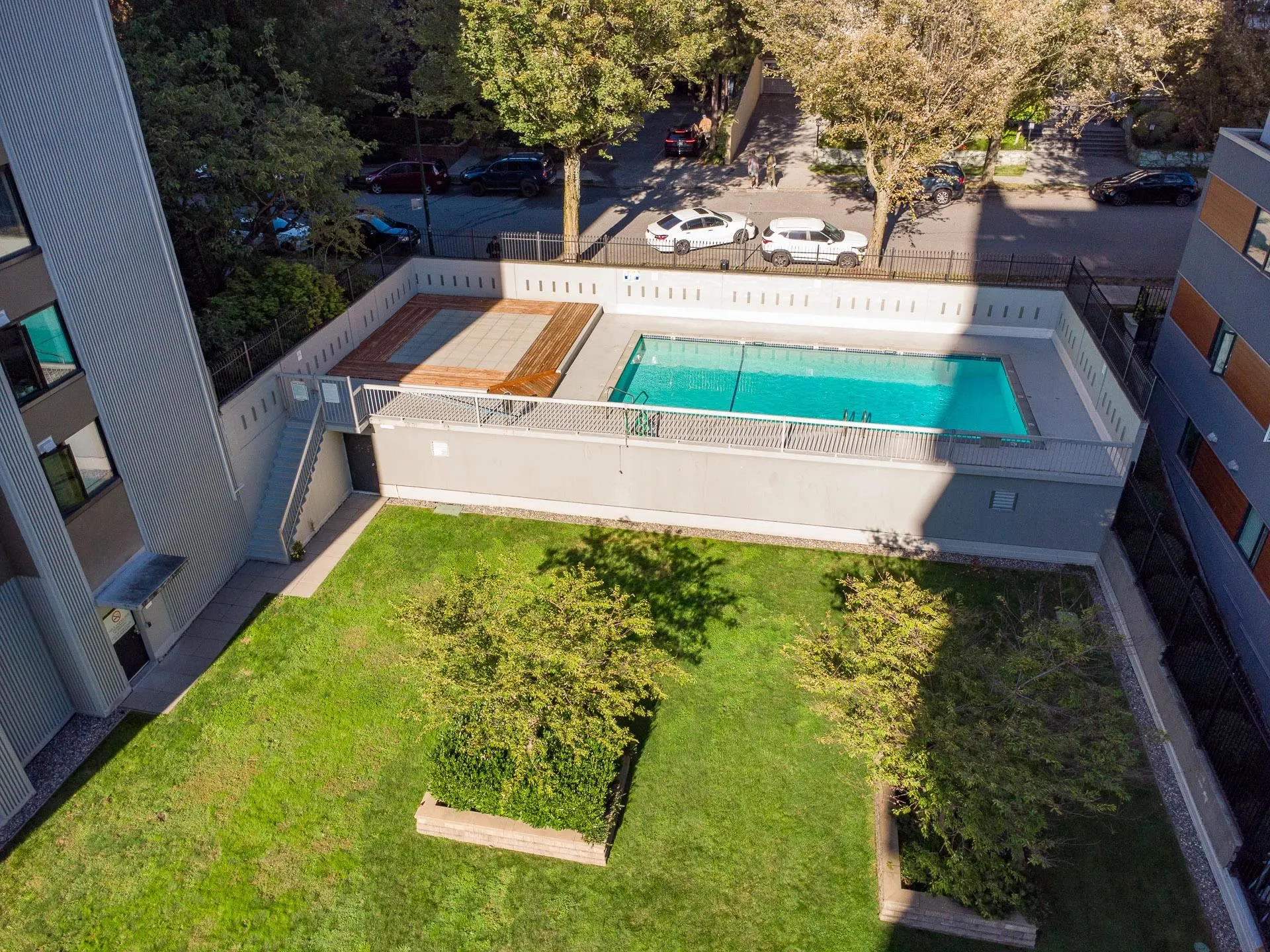 804 1330 Harwood Street