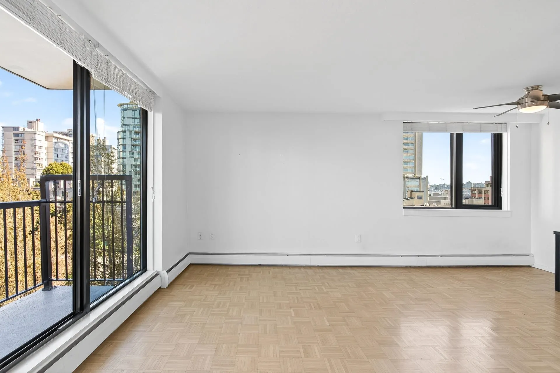 804 1330 Harwood Street