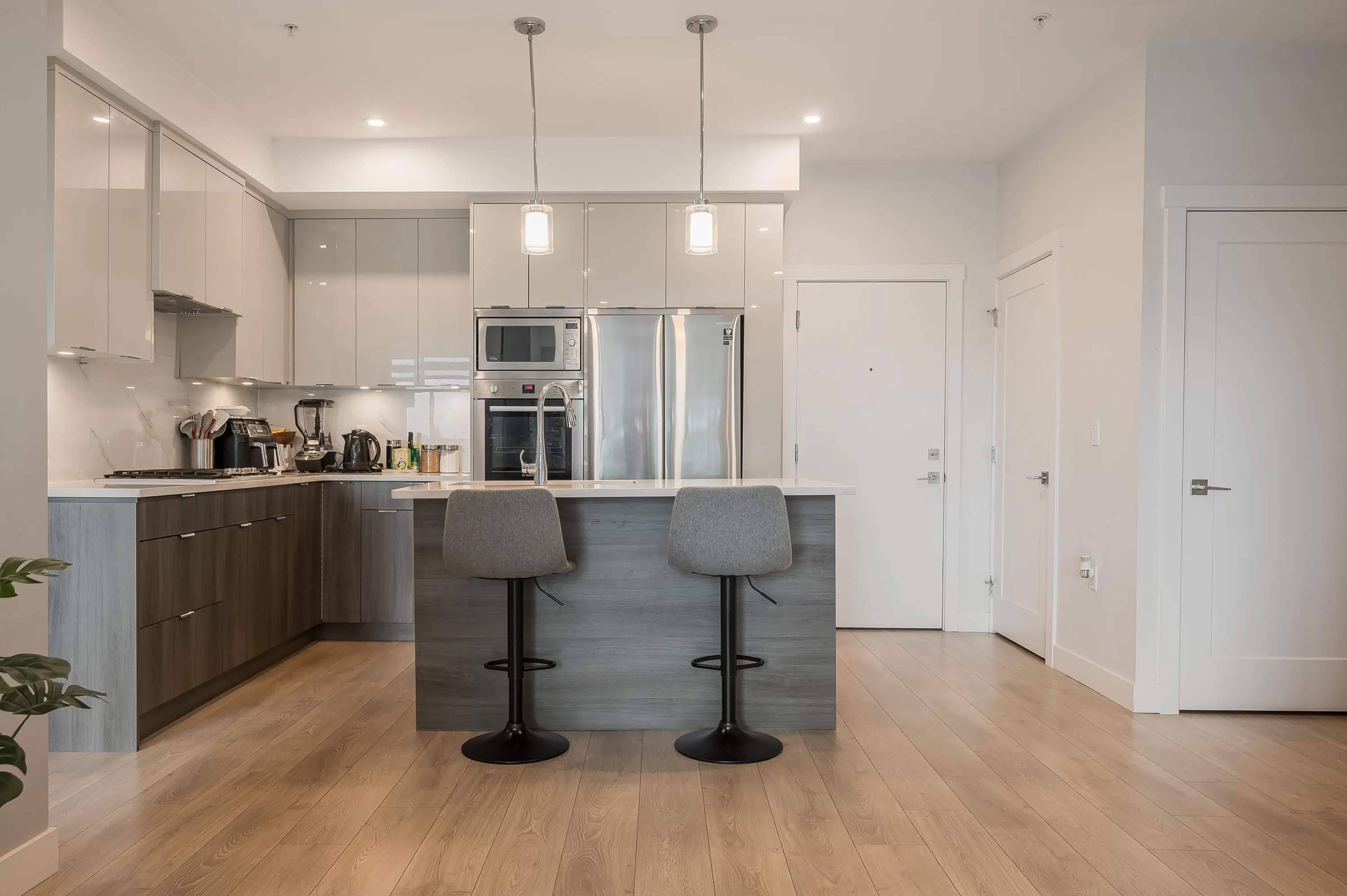 A503 14468 72 Avenue