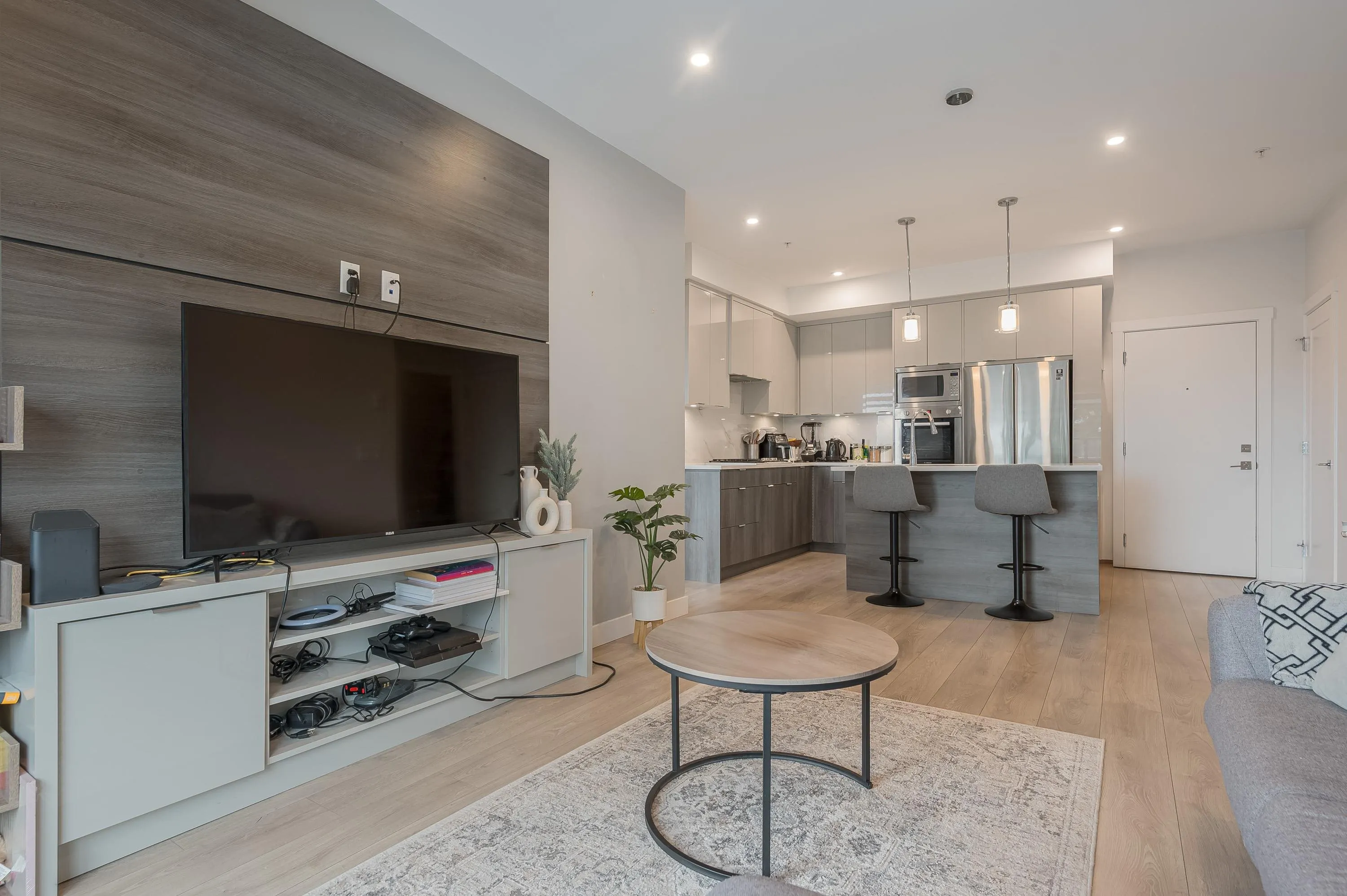 A503 14468 72 Avenue