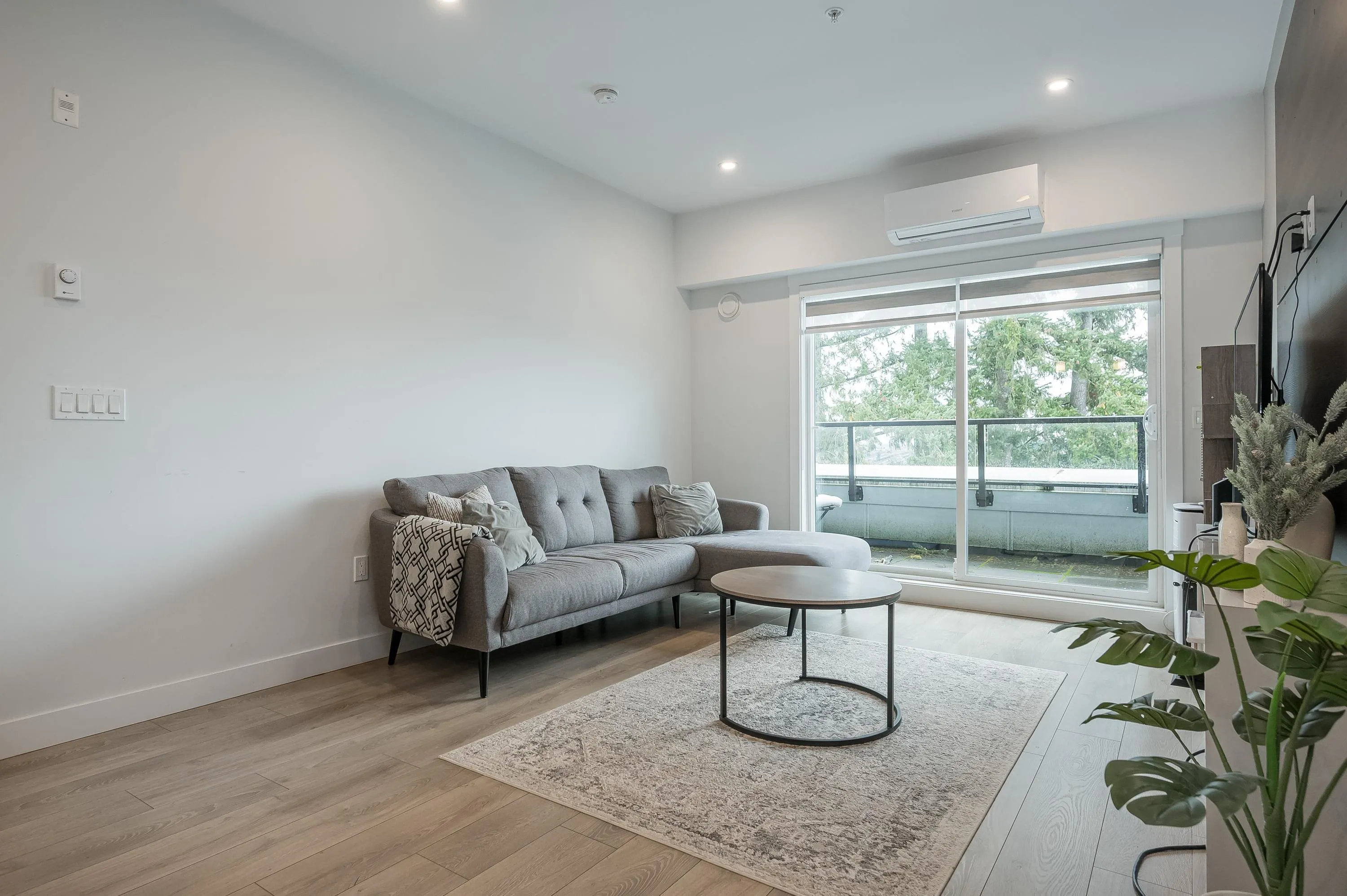 A503 14468 72 Avenue