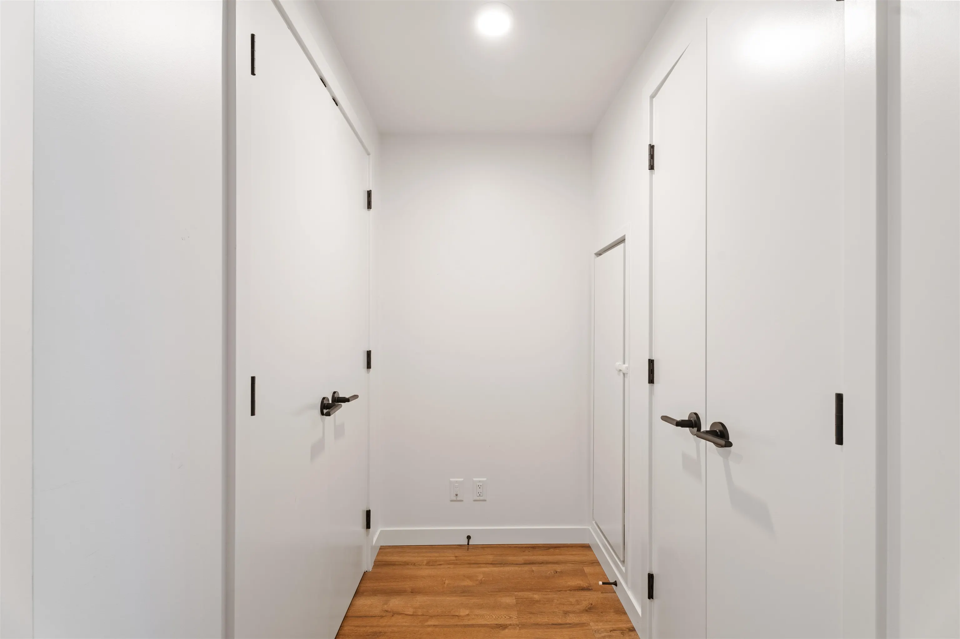 1409 10448 University Drive