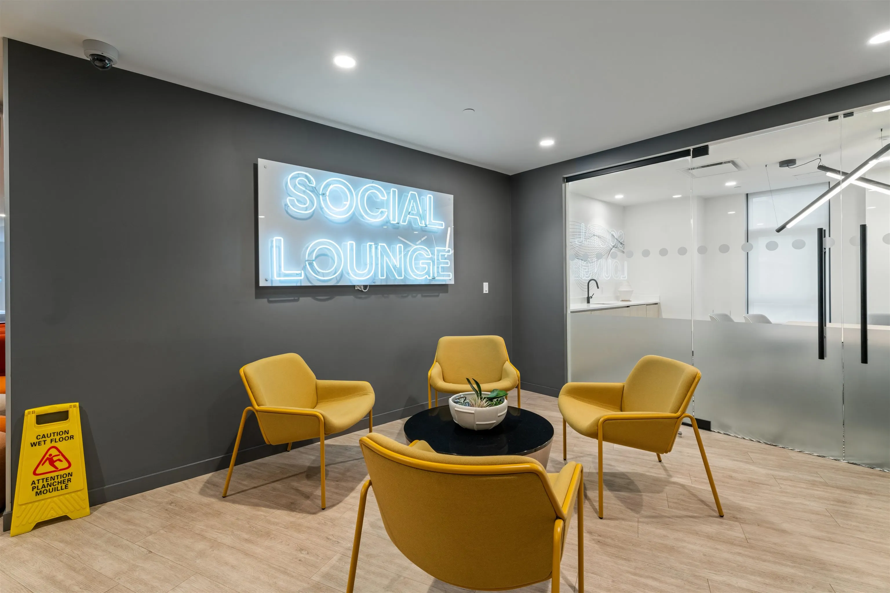 1409 10448 University Drive