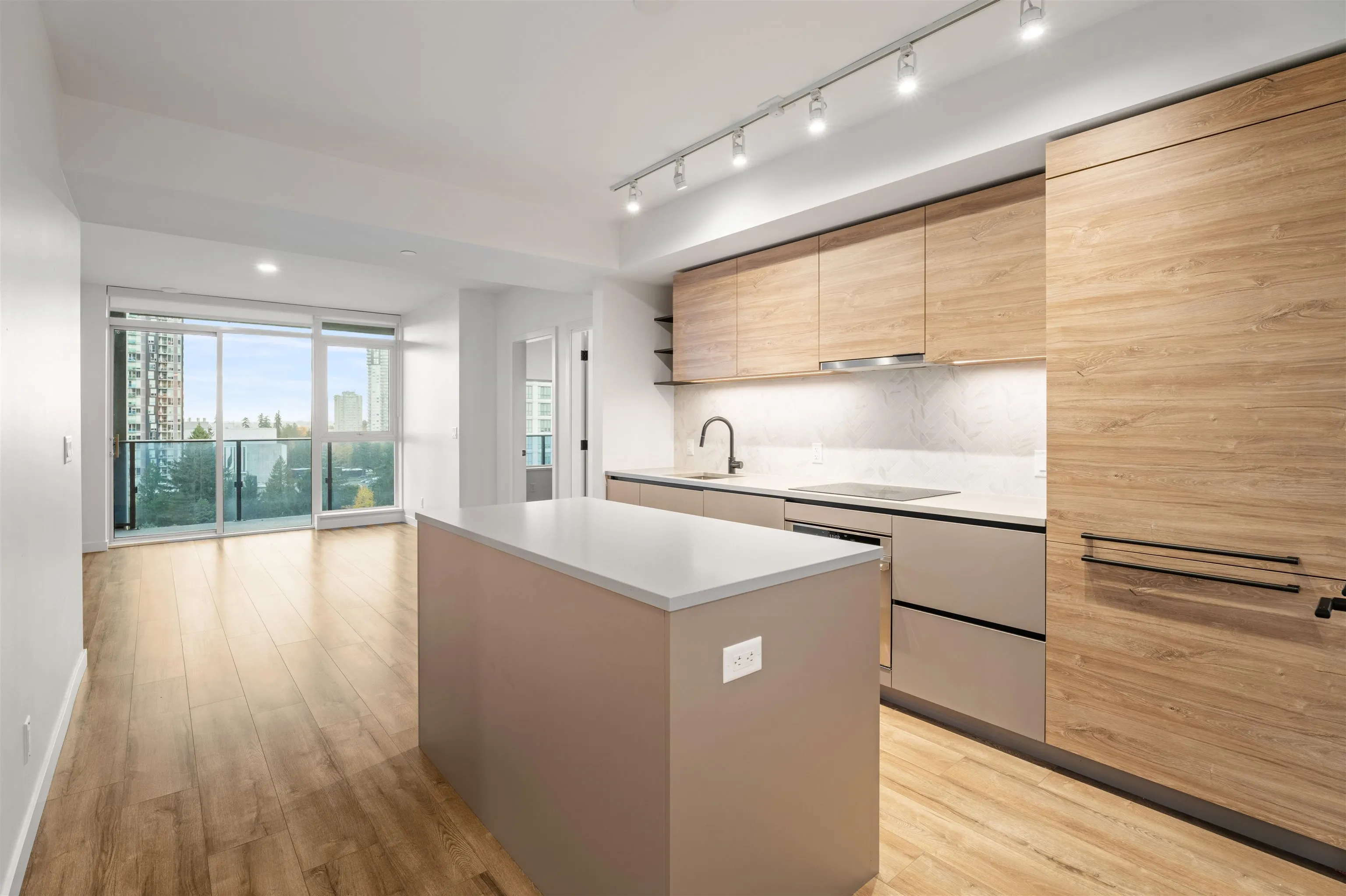 1409 10448 University Drive