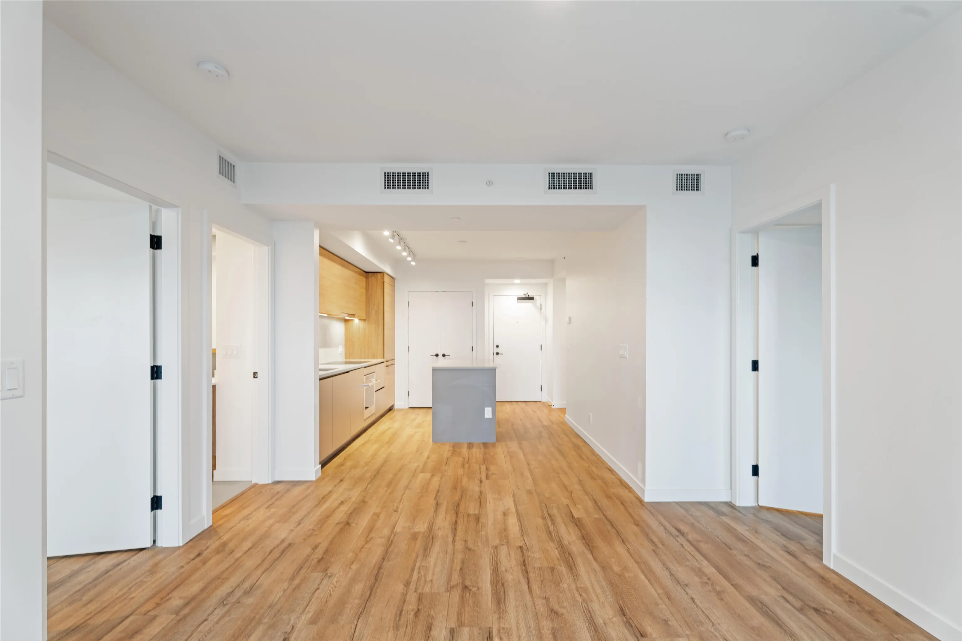 1409 10448 University Drive