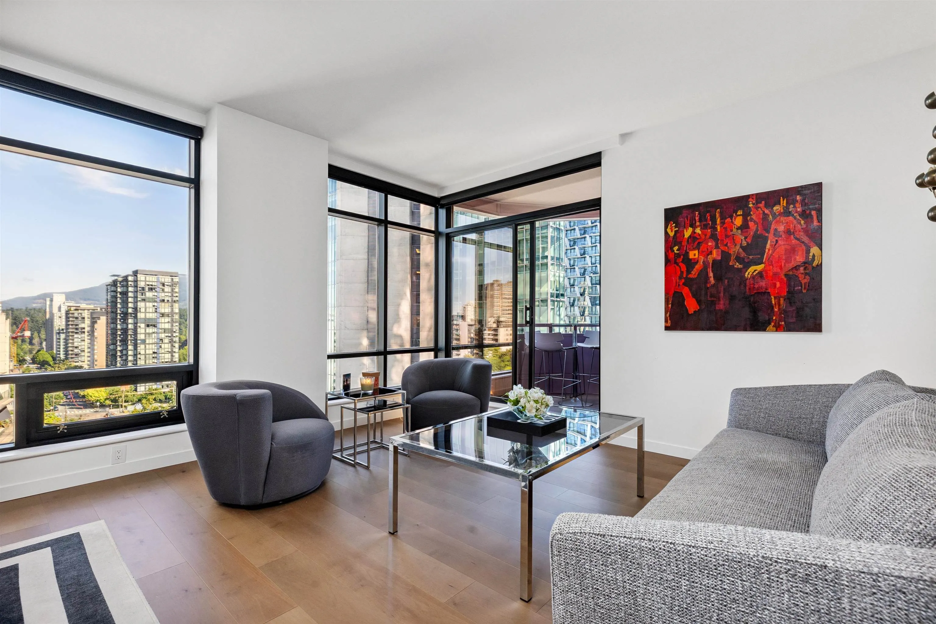 8C 1500 Alberni Street