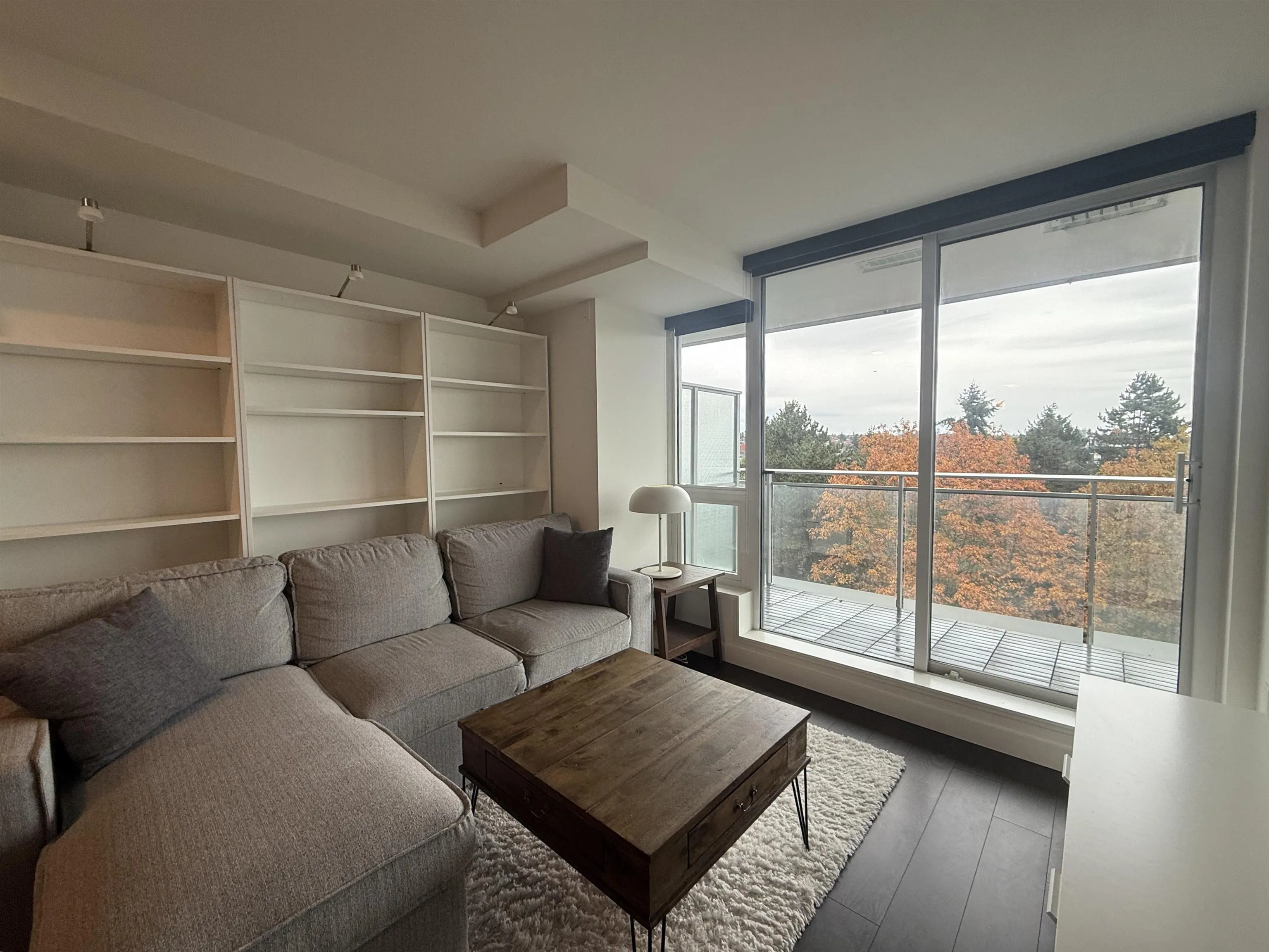 815 433 SW Marine Drive