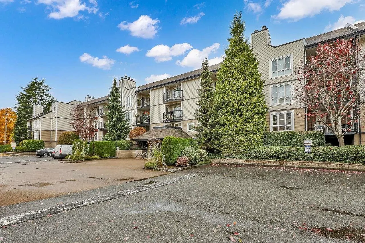 307 7500 Minoru Boulevard