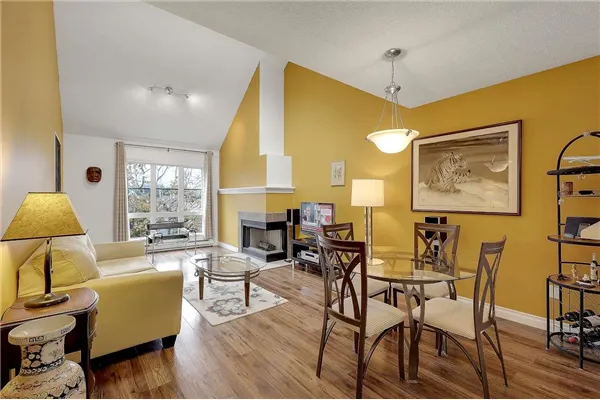 307 7500 Minoru Boulevard