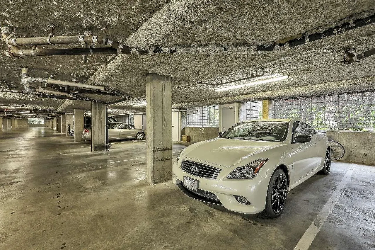 307 7500 Minoru Boulevard