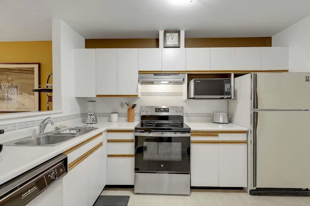 307 7500 Minoru Boulevard