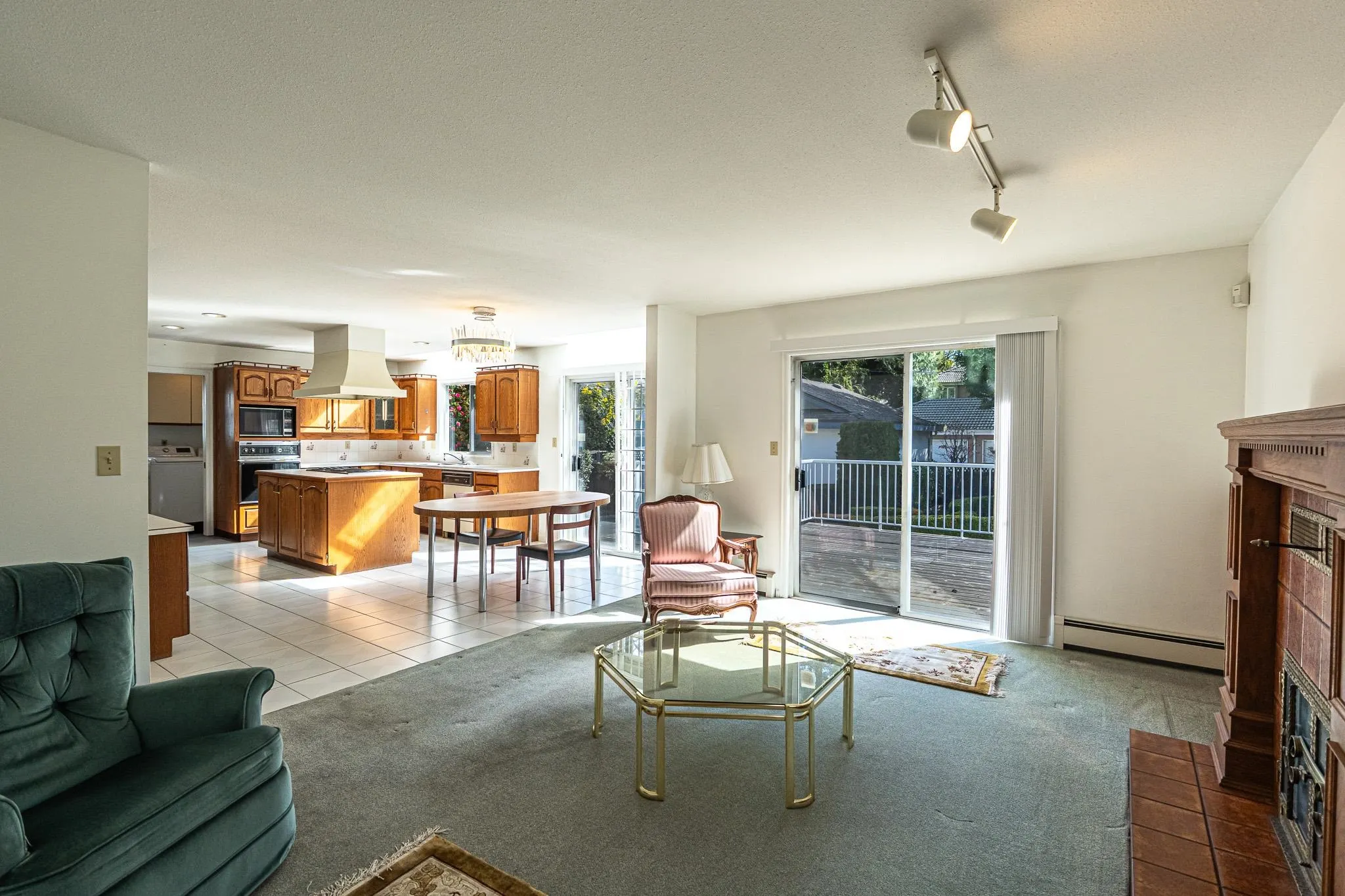 6056 Trafalgar Street