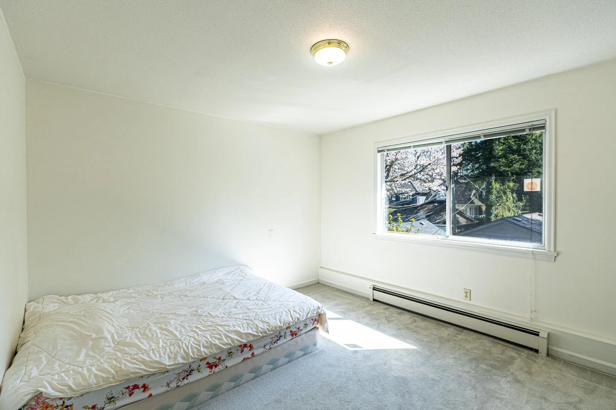 6056 Trafalgar Street