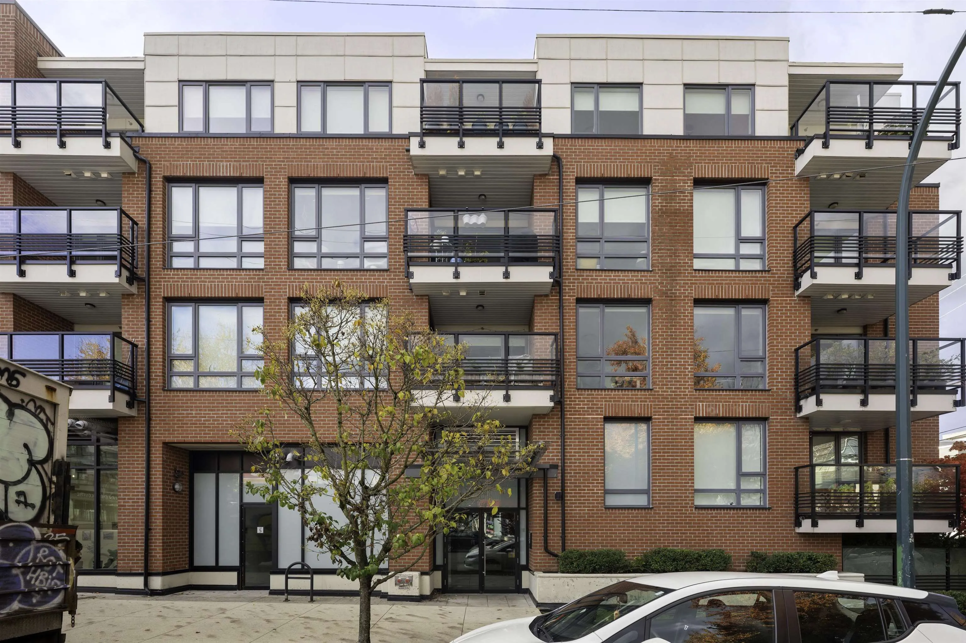 406 2477 Carolina Street