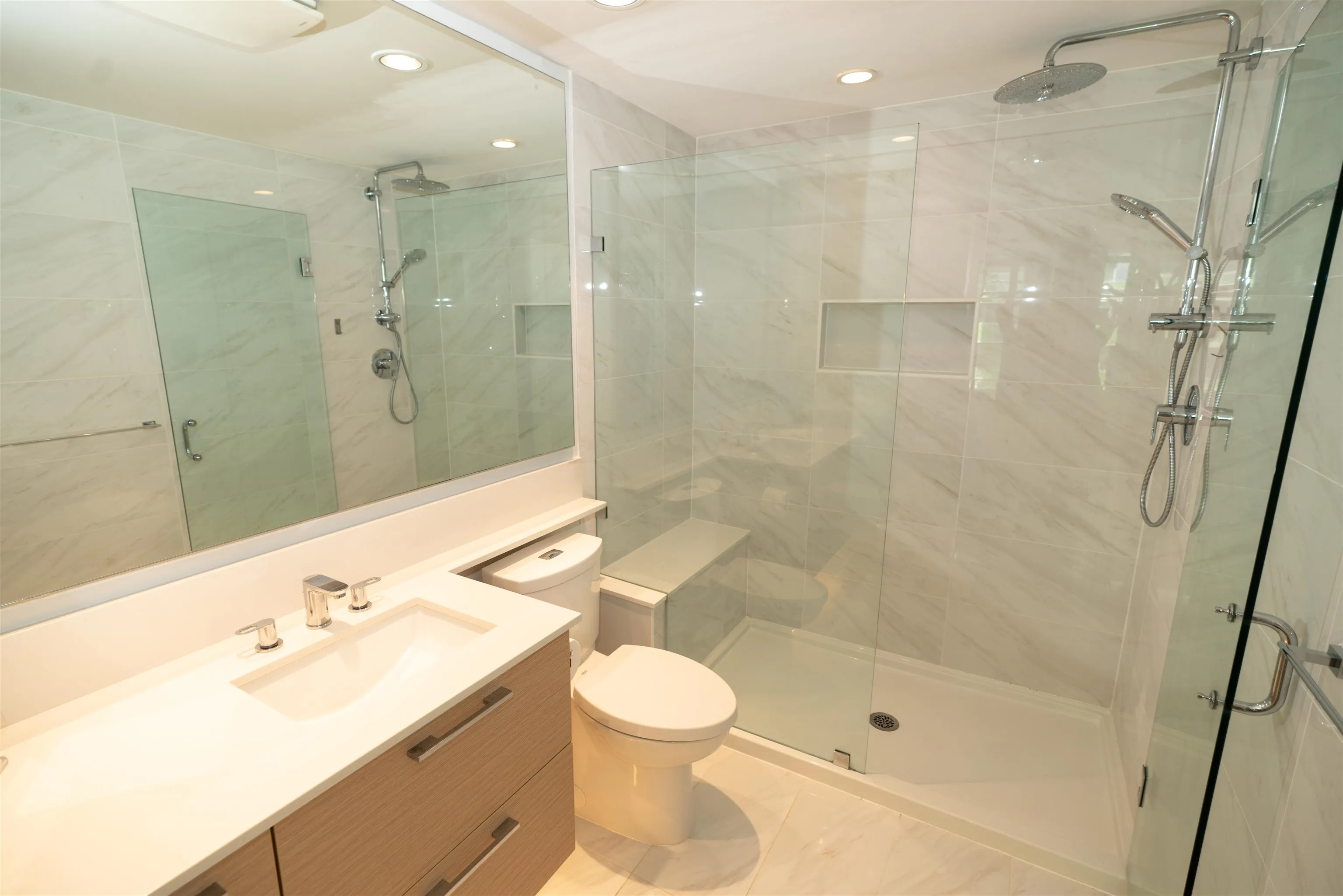 1005 6700 Dunblane Avenue