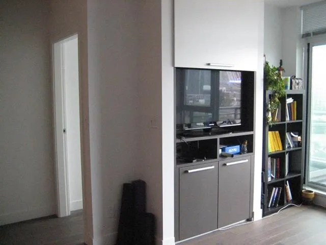 1006 288 W 1st Avenue