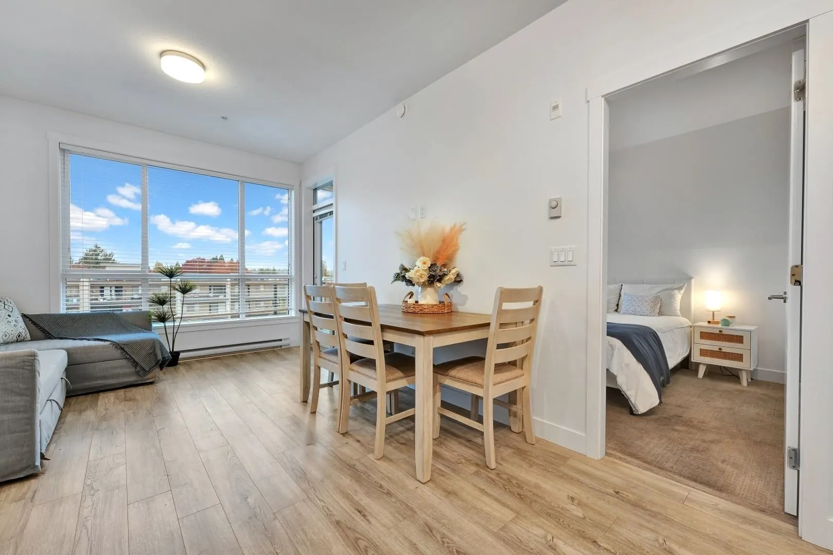 317 5638 201a Street