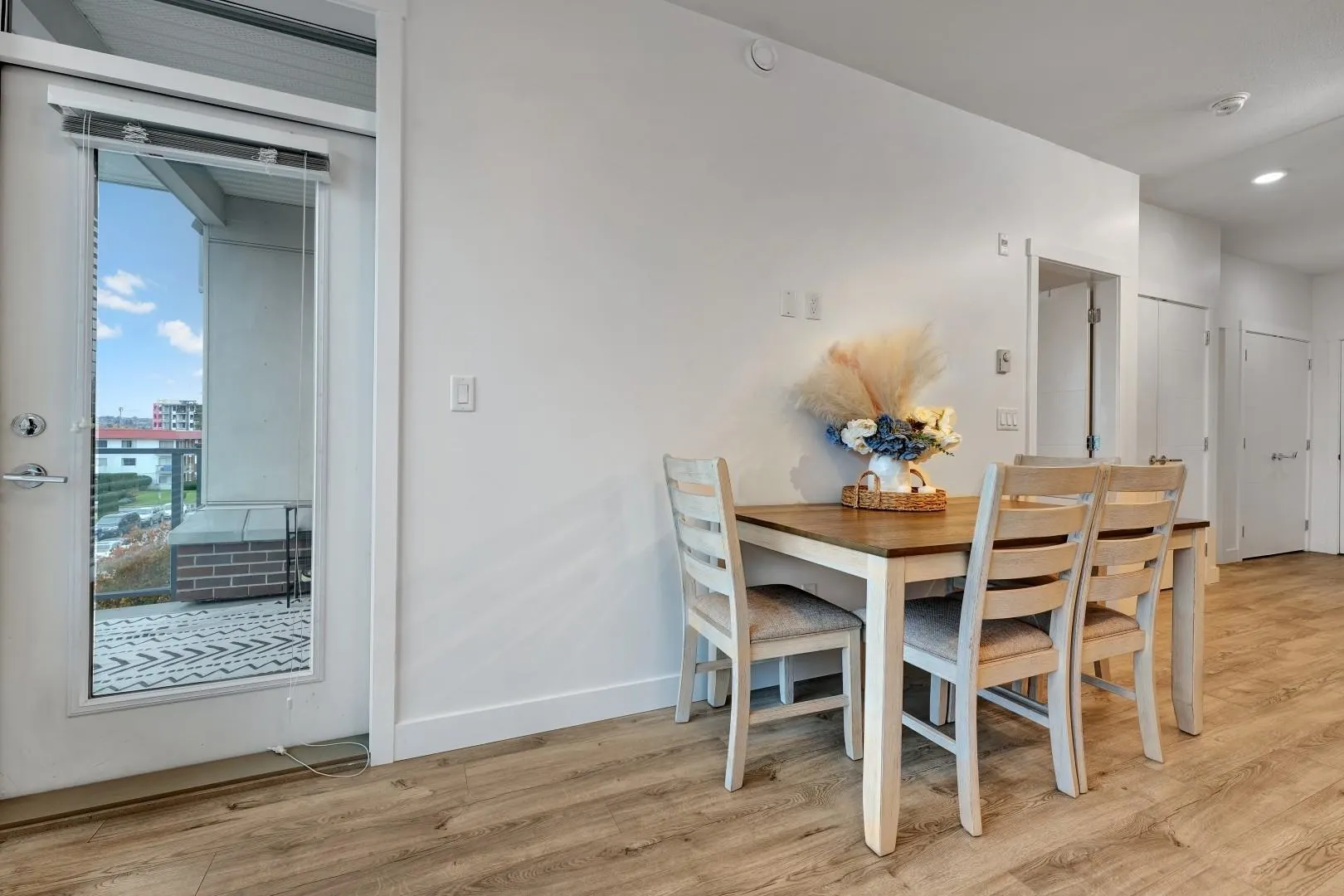 317 5638 201a Street