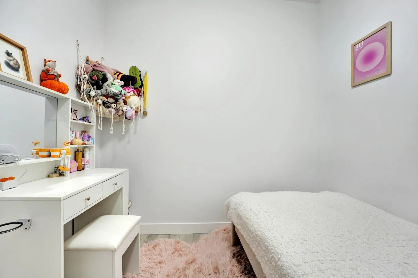 317 5638 201a Street