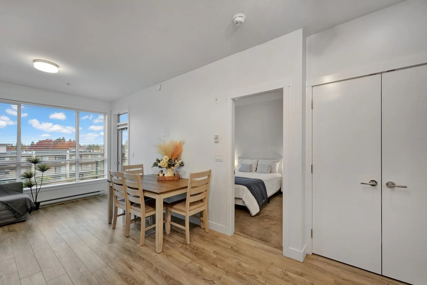 317 5638 201a Street