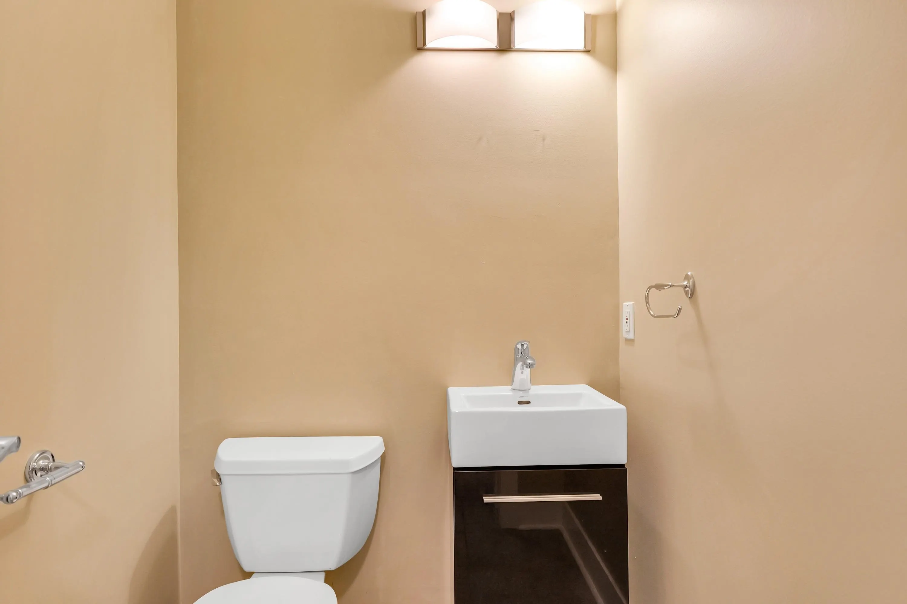 19 1026 Glacier View Drive