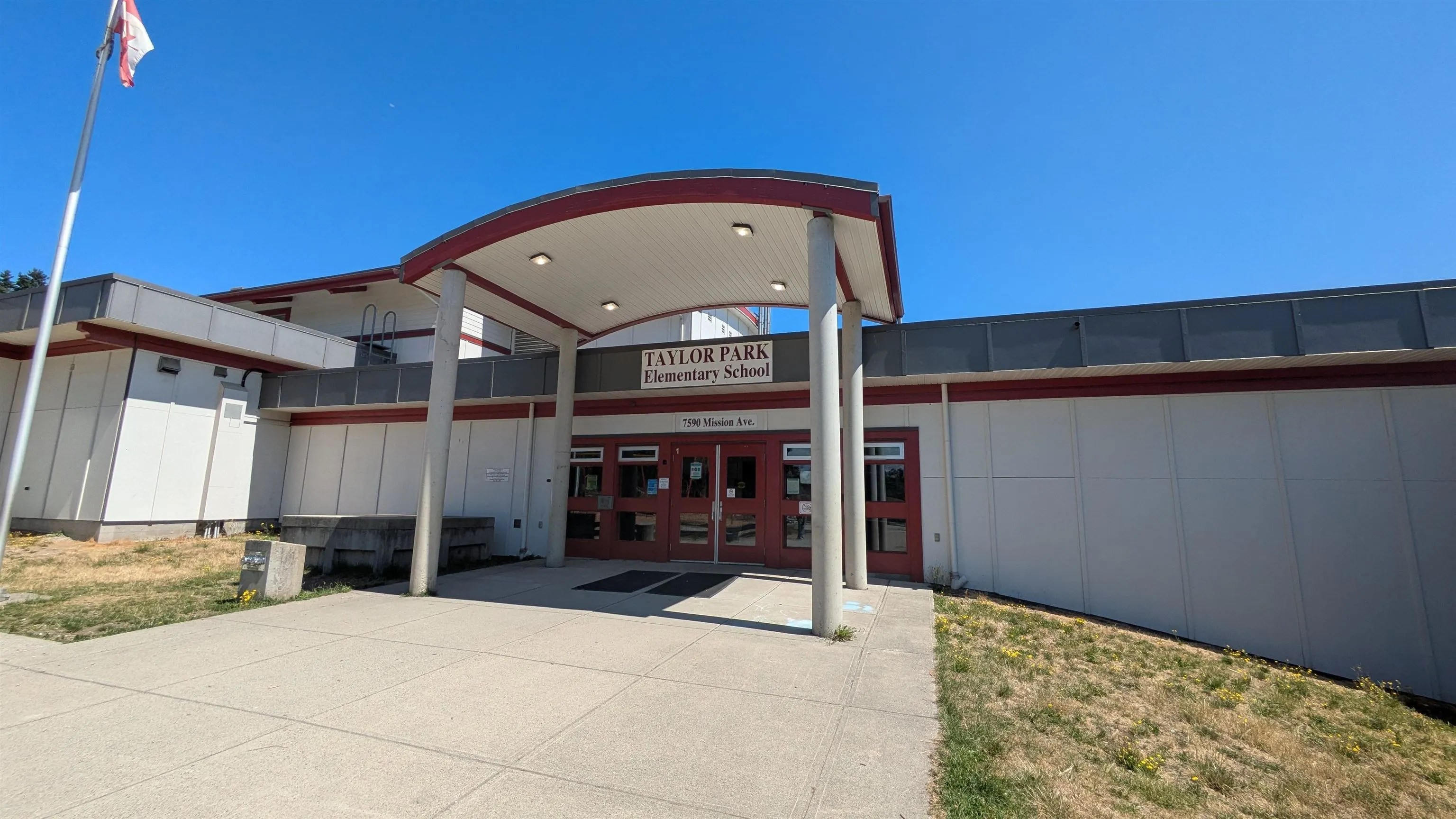 27 6670 Rumble Street