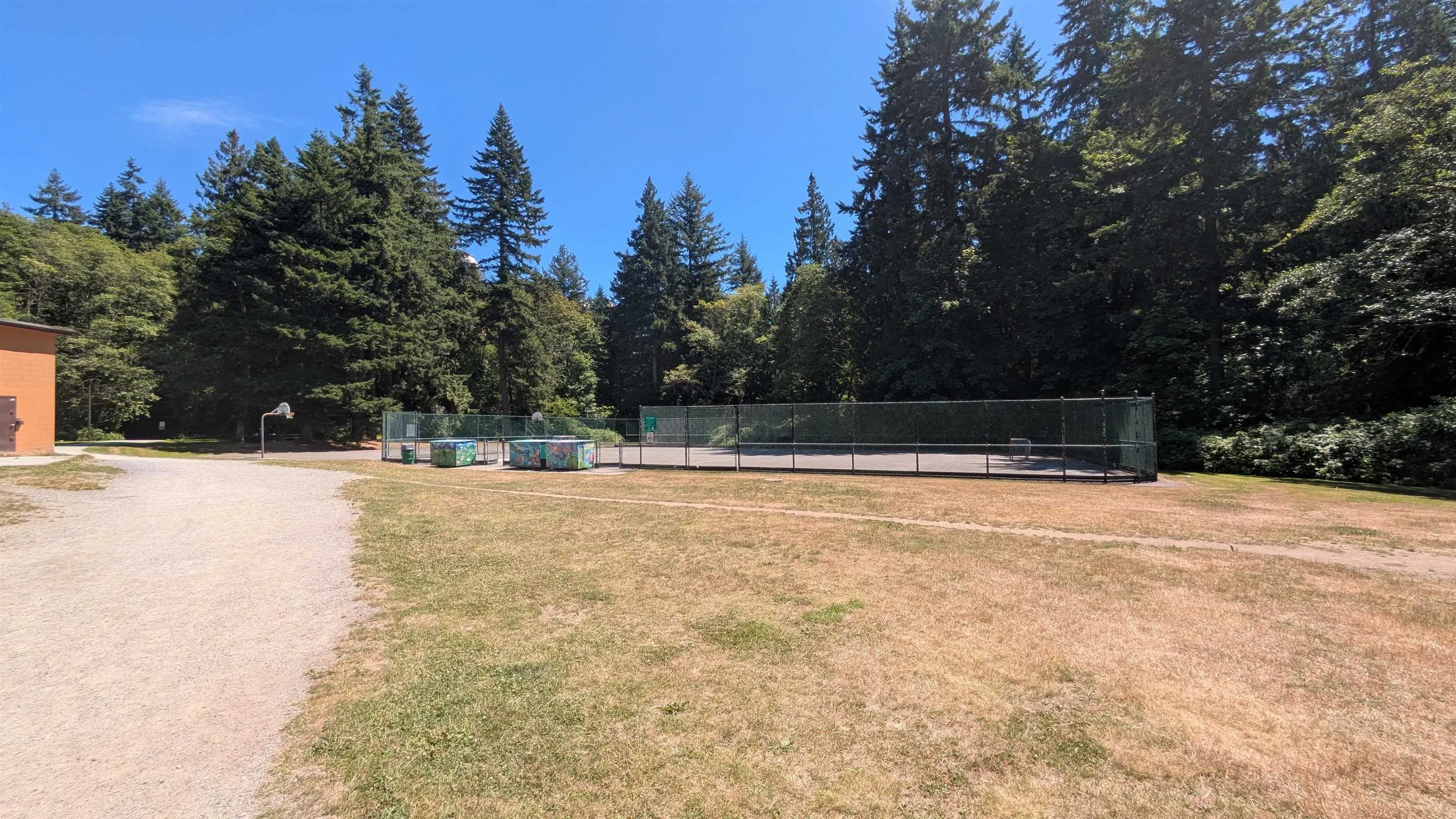 27 6670 Rumble Street