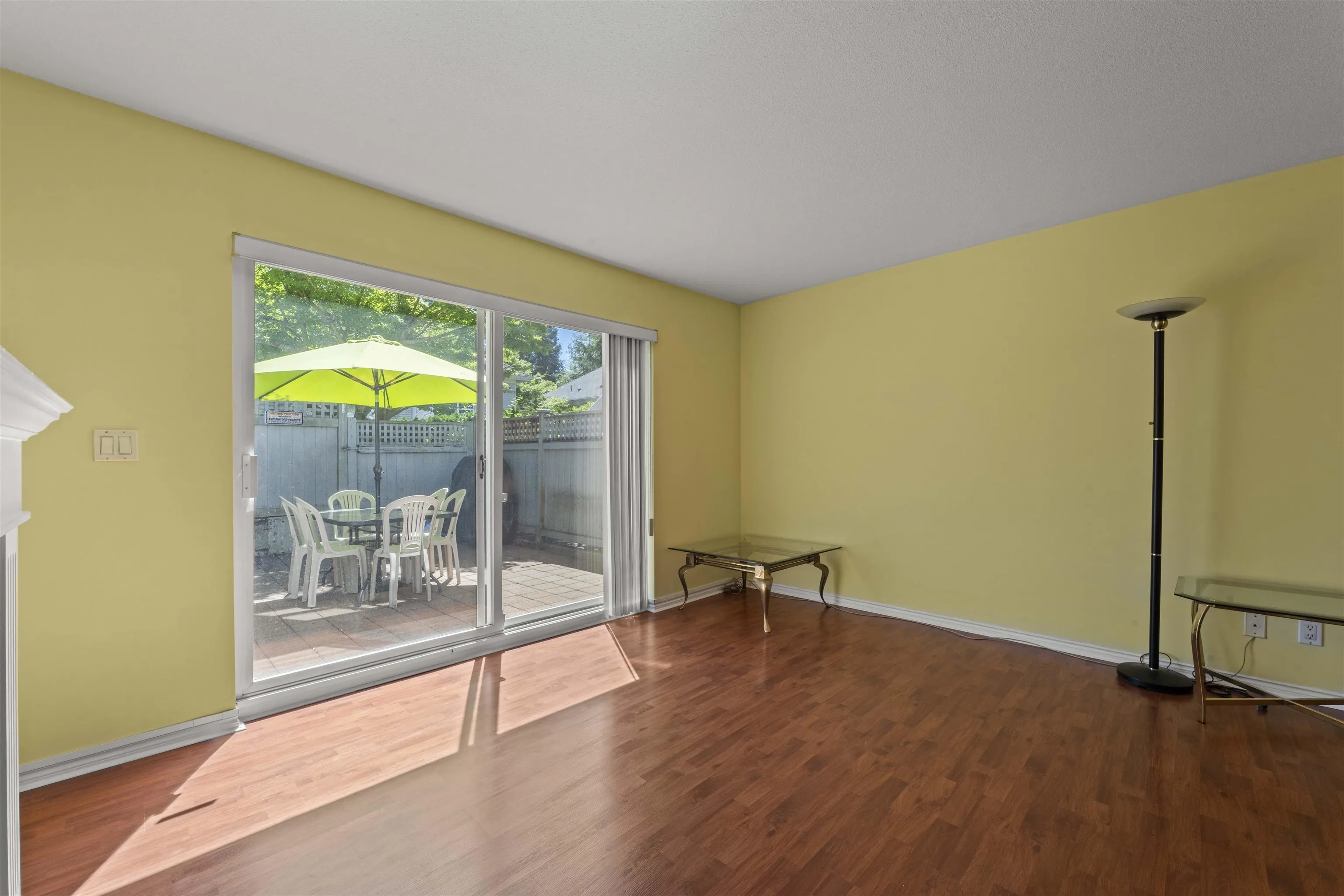 27 6670 Rumble Street