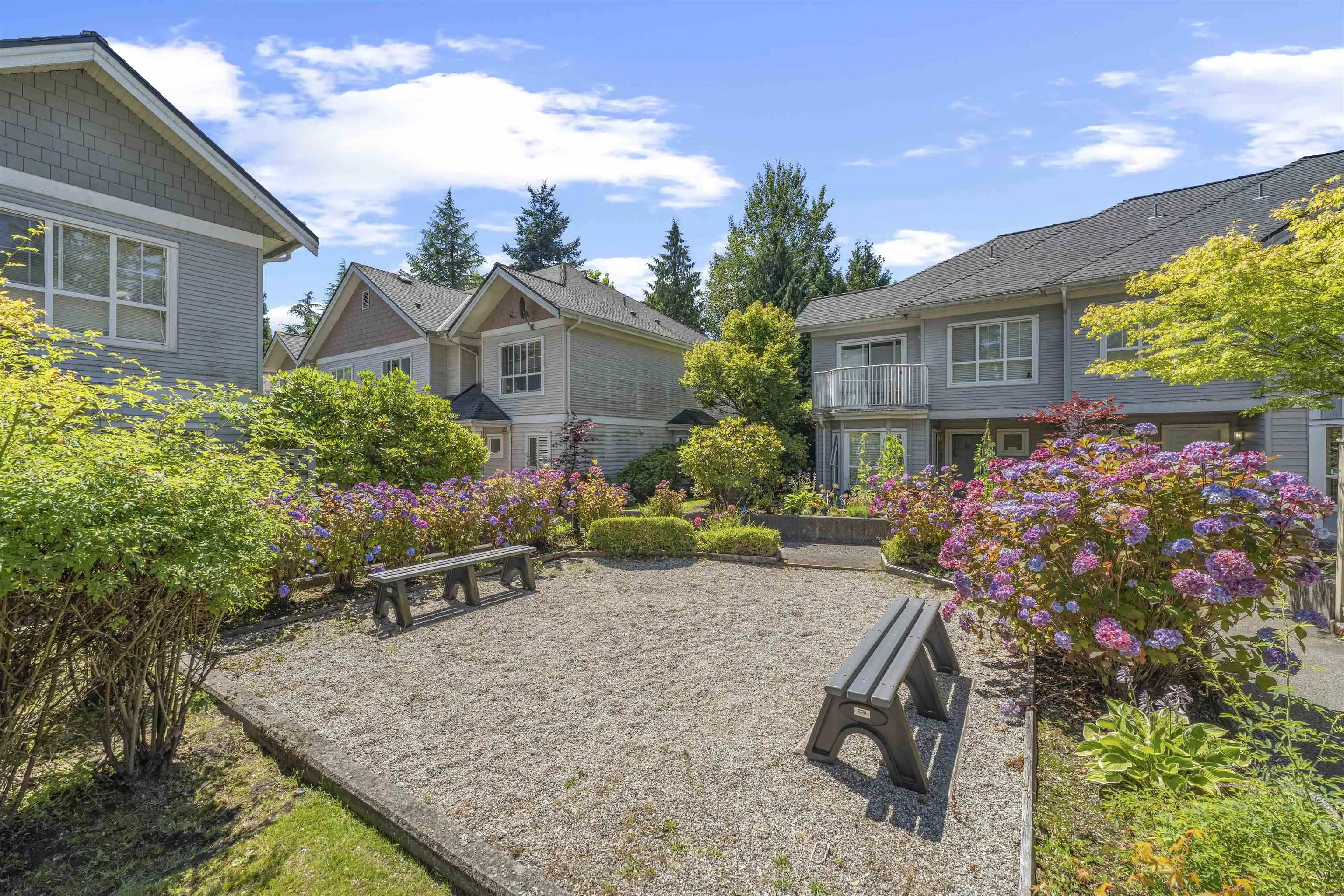 27 6670 Rumble Street