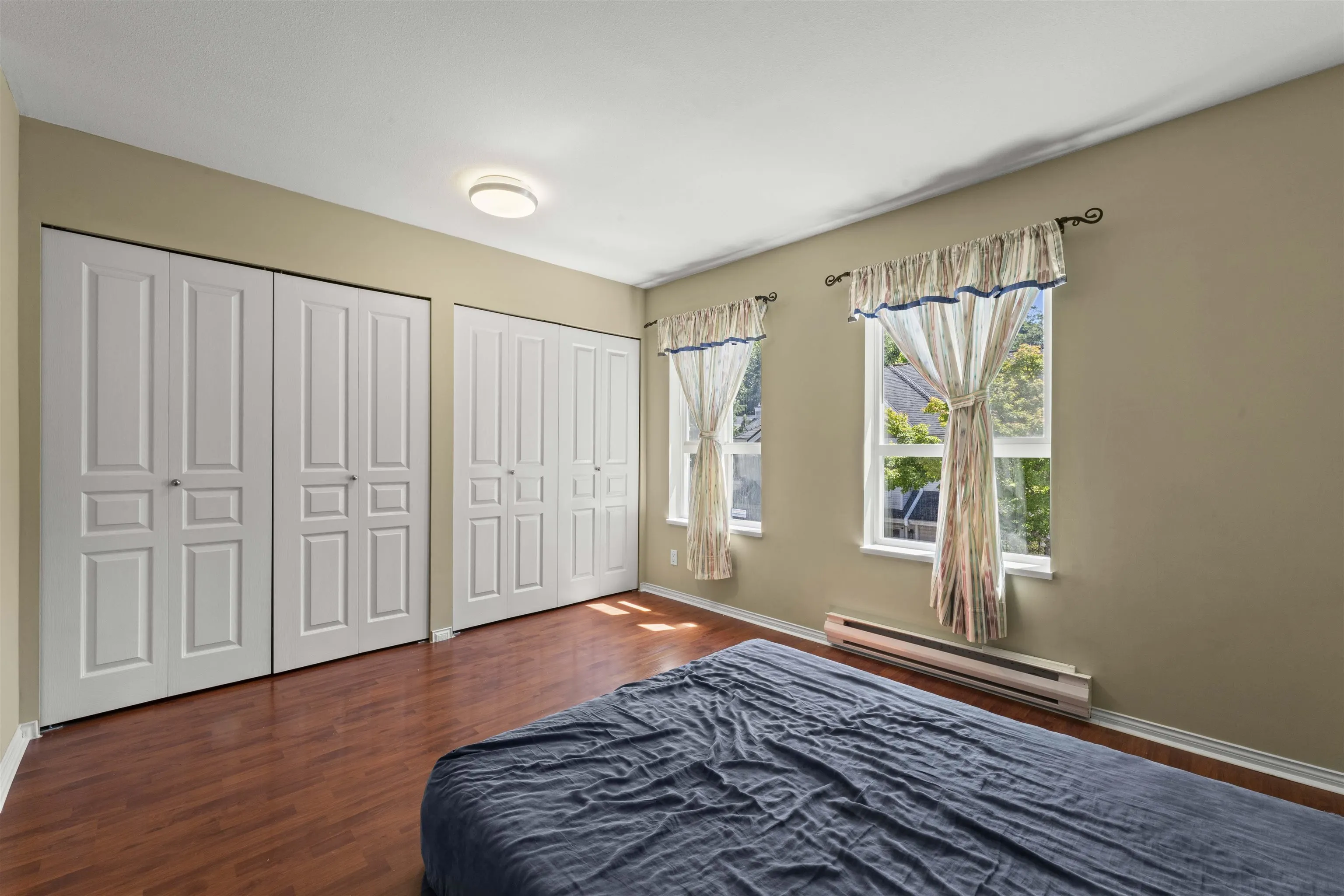 27 6670 Rumble Street