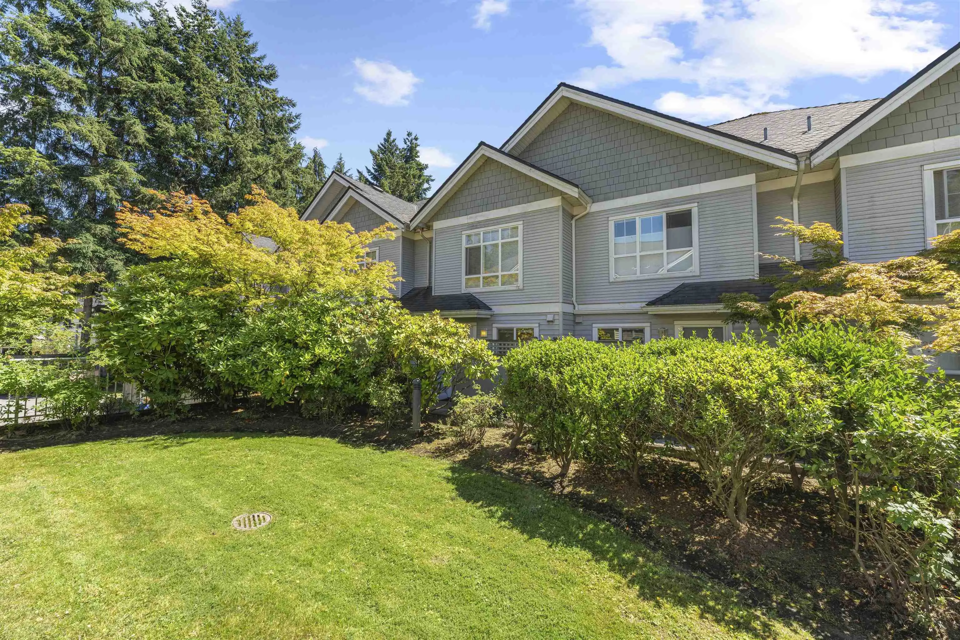 27 6670 Rumble Street